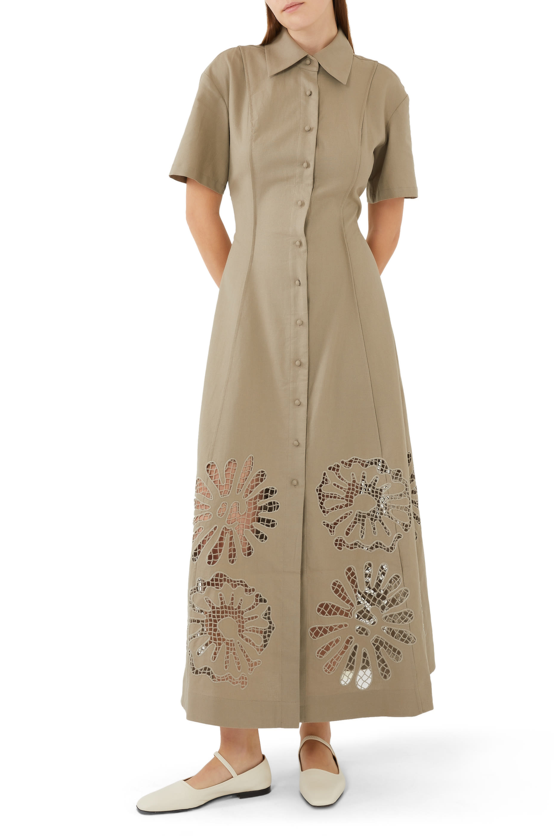 فستان أناليس بتصميم قميص