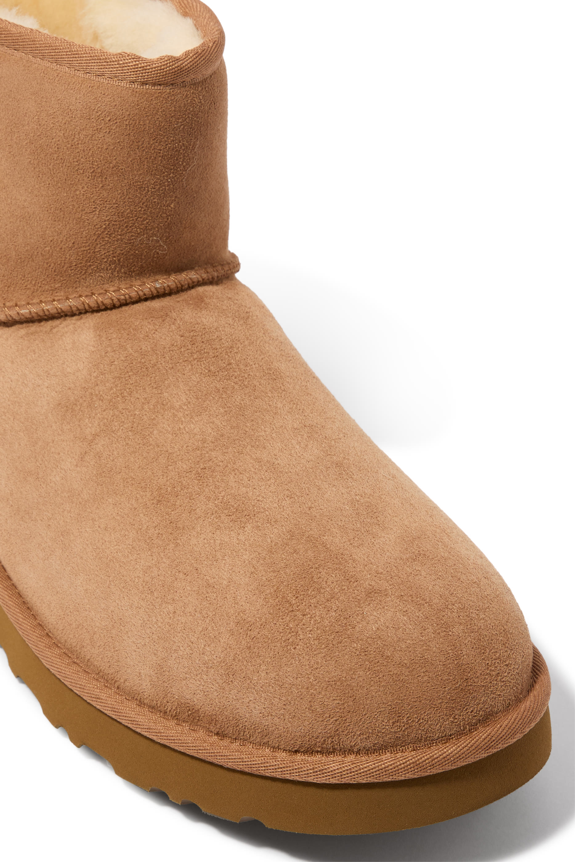 بوت كلاسيك قصير