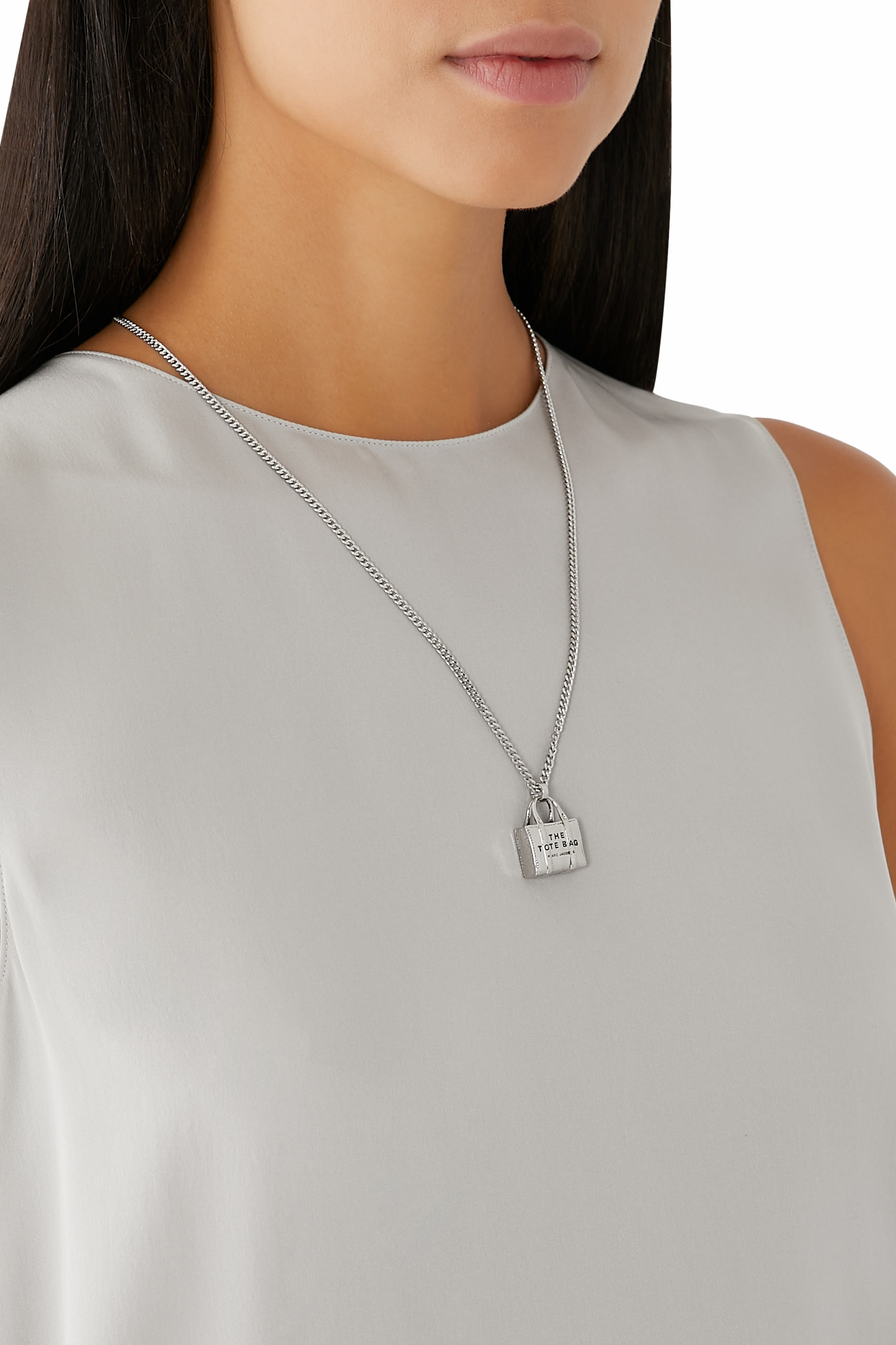 قلادة بدلاية بتصميم حقيبة يد