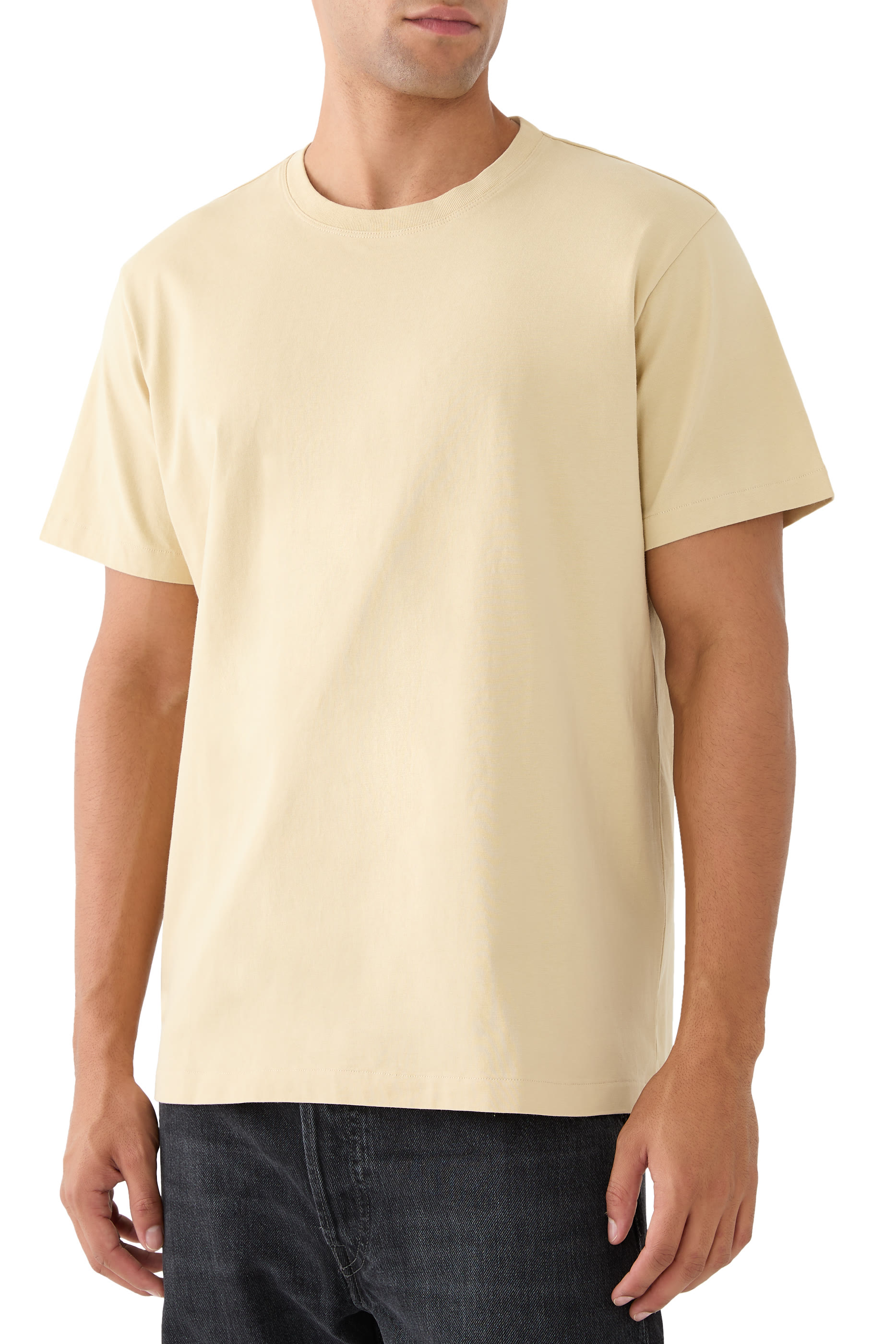 تيشيرت بشعار الماركة