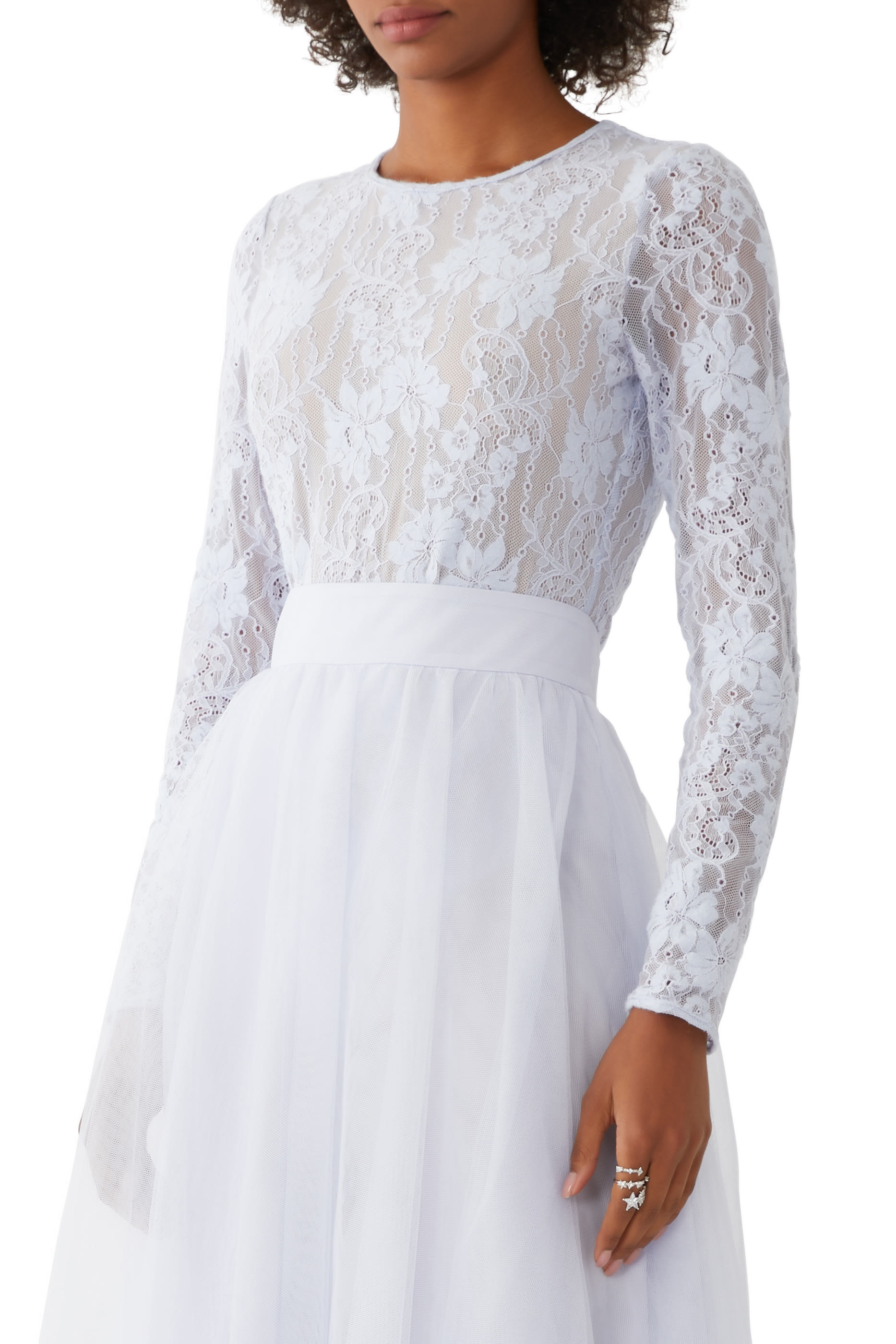 بودي سوت دانتيل