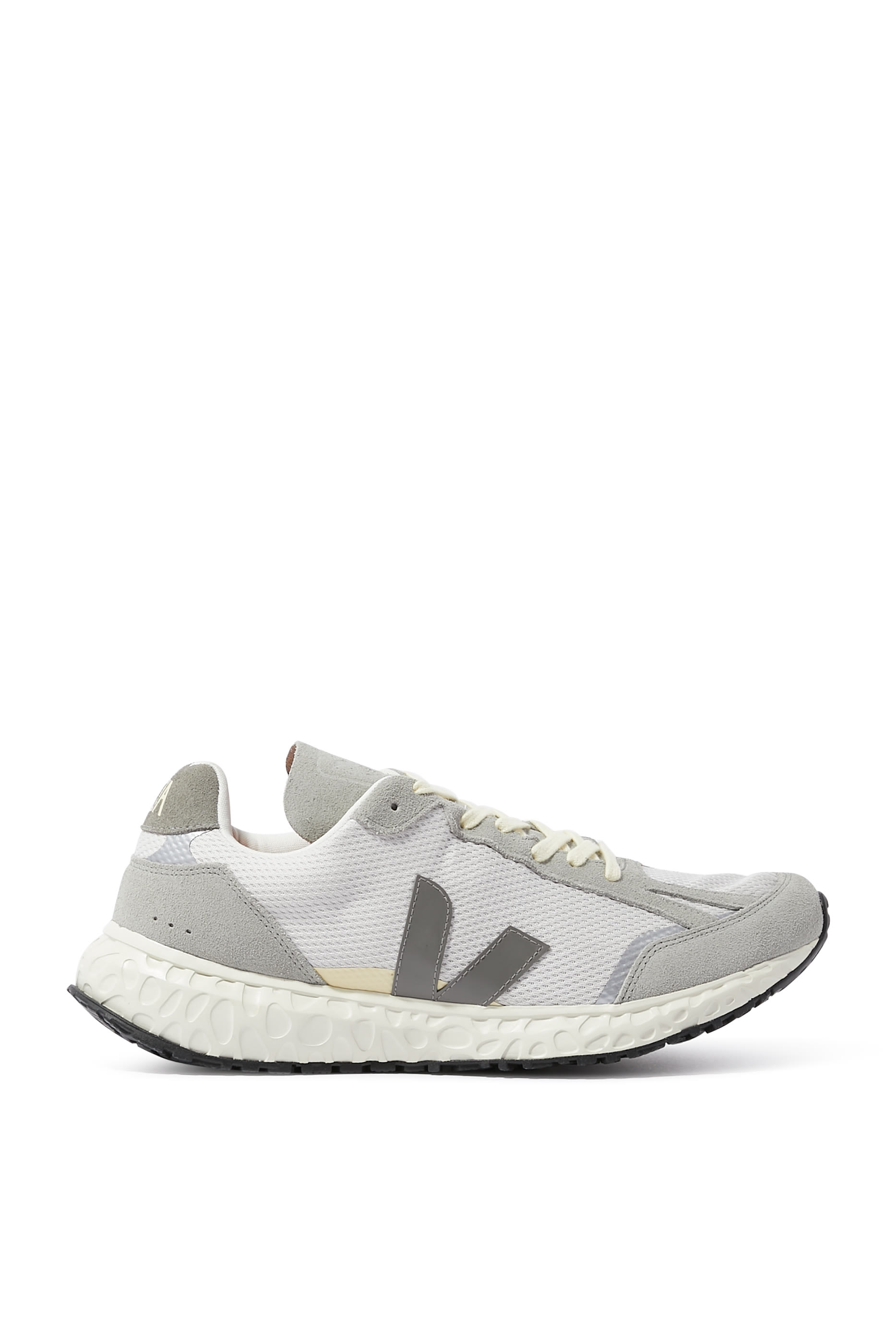 سنيكرز كوندور رويال الفيوميش