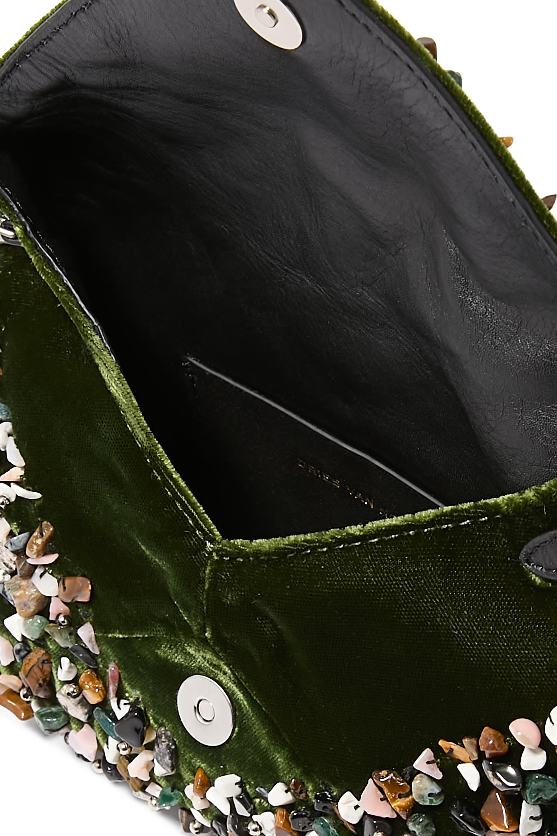 حقيبة كلاتش أنفلوب مزينة بأحجار