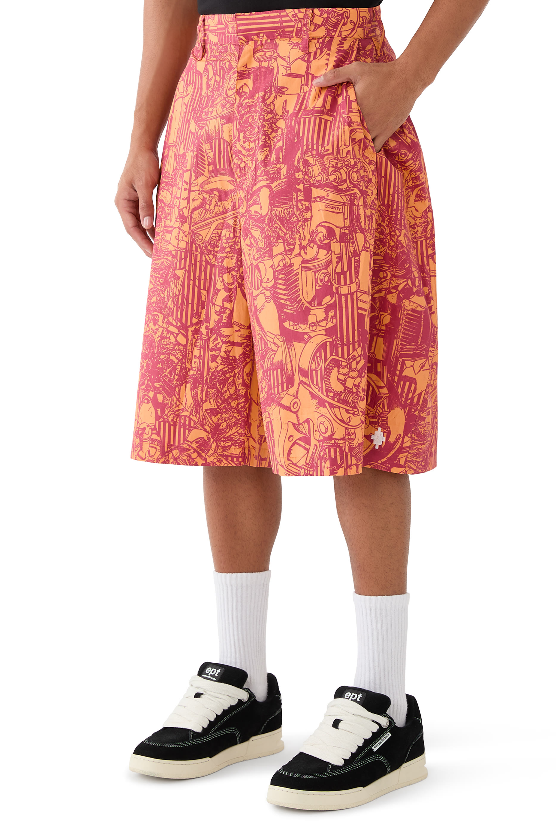 شورت برمودا