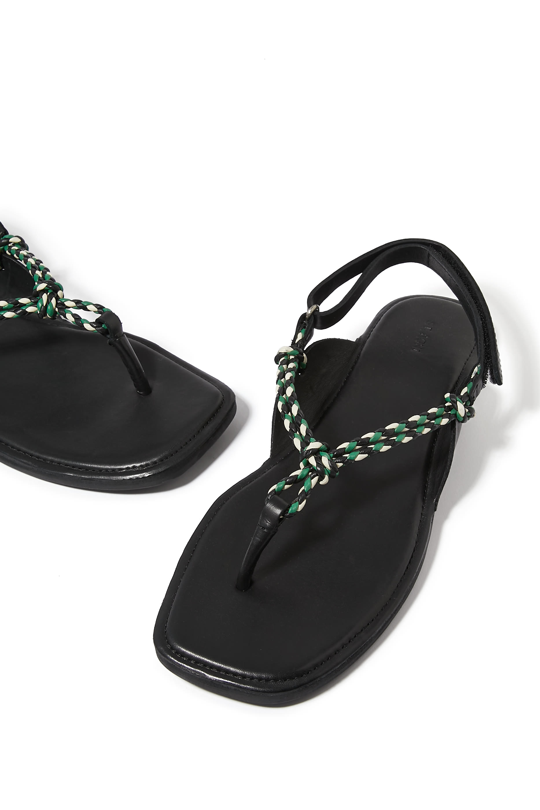 صندل بتصميم مجدول حبل