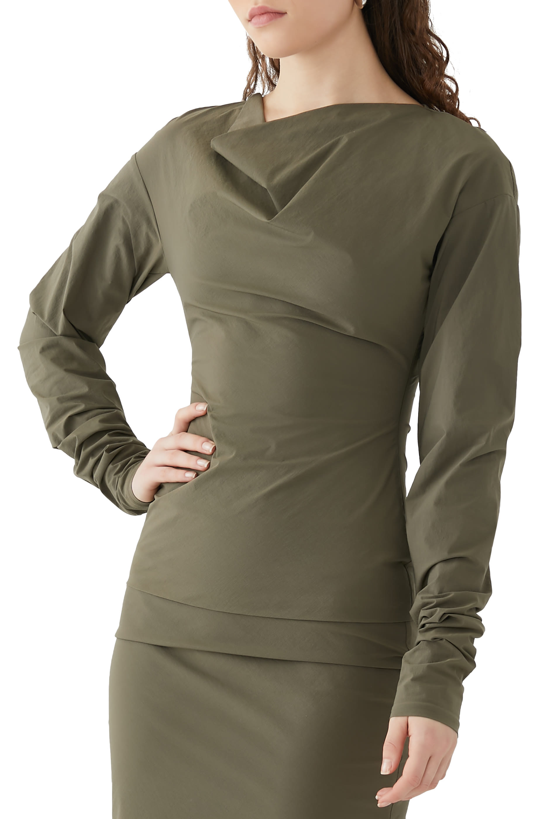 بلوزة لابسي