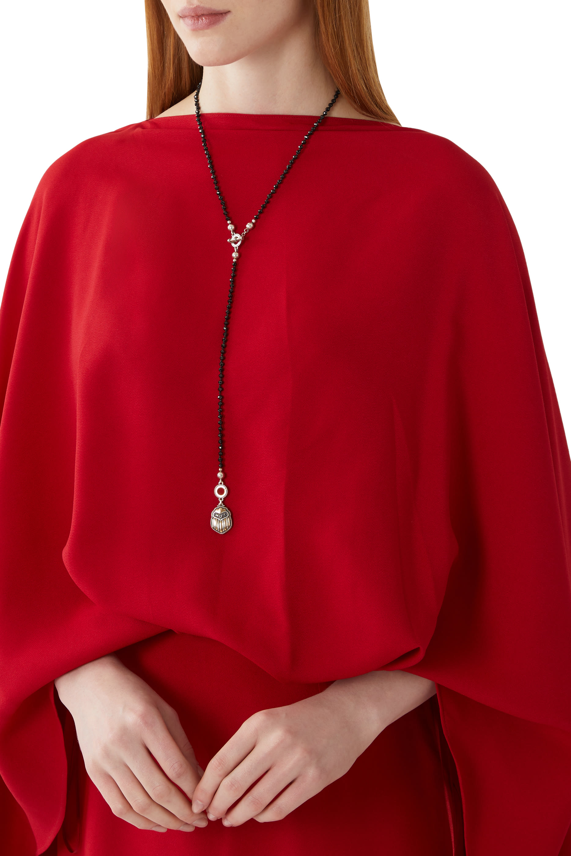 قلادة سكاراب متعددة الاستخدامات مرصعة بحجر العقيق الأسود والماس الأسود، ذهب عيار 18 وفضة استرلينية