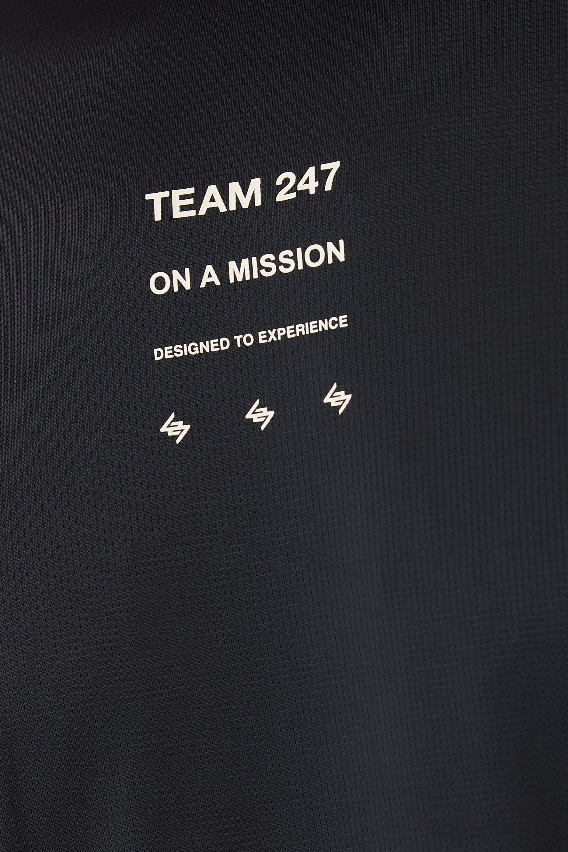  بلوزة ترايل 247 بلا أكمام