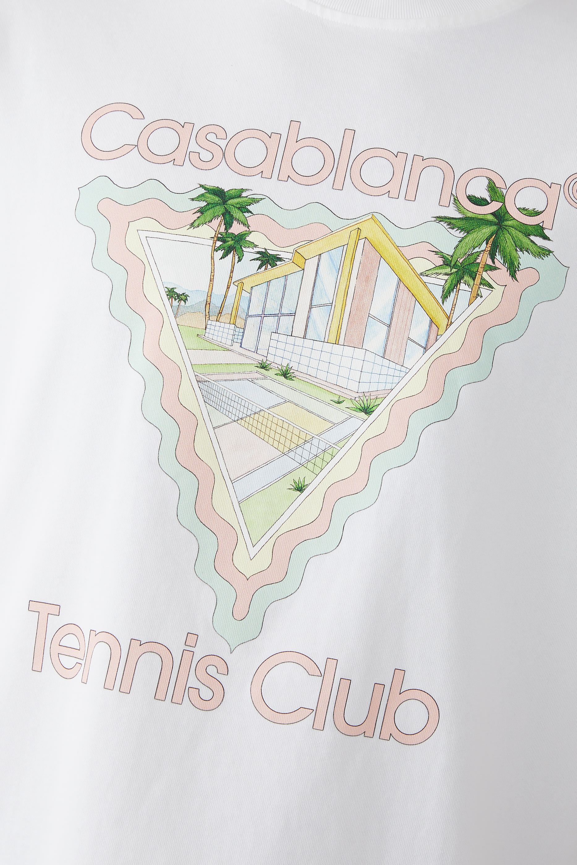 تيشيرت بطبعات شعار تنيس كلوب الشهير