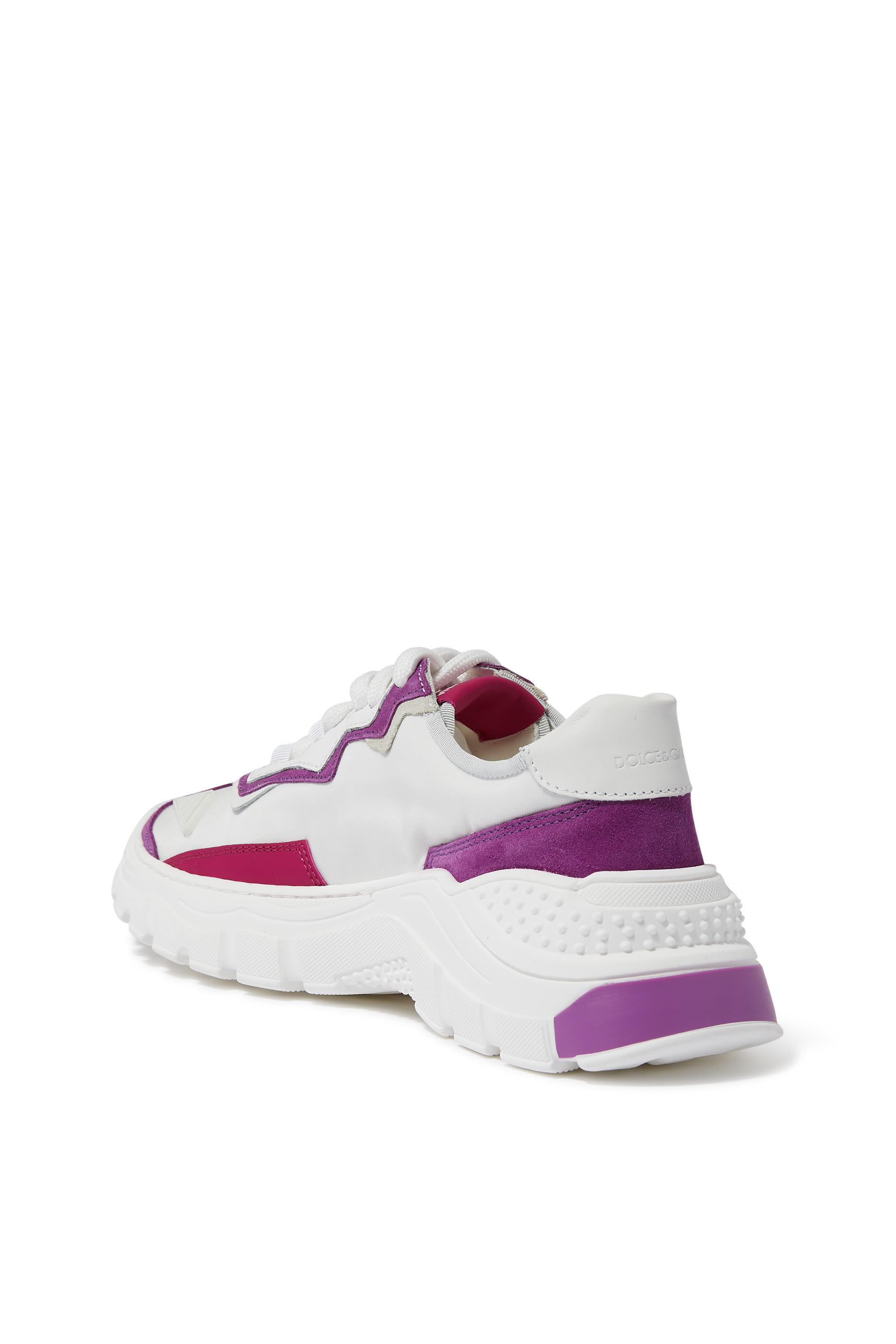 سنيكرز للأطفال بشعار الماركة