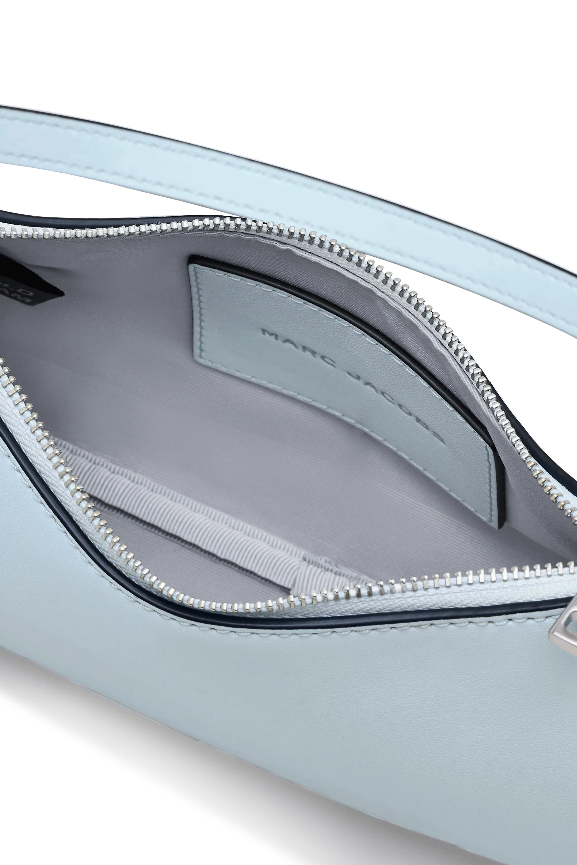 حقيبة كتف بحلية نجمة