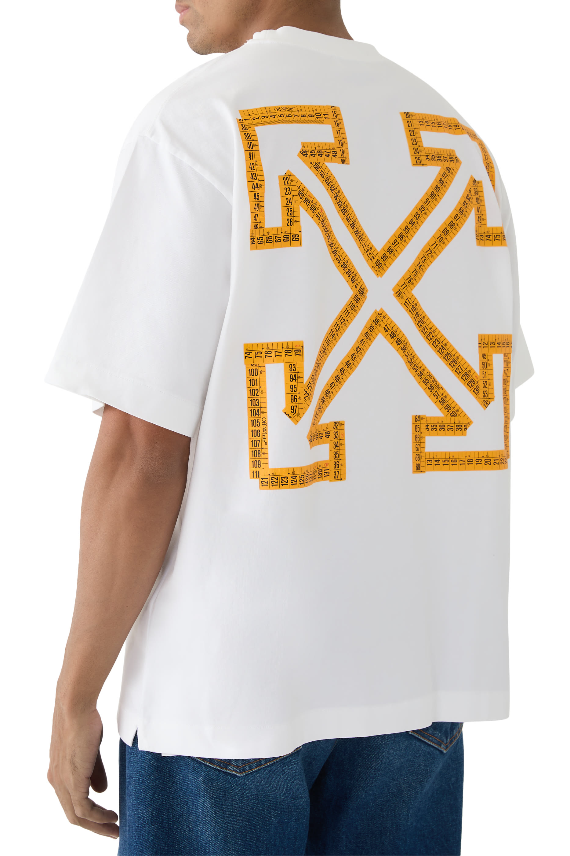 تيشيرت بشعار الماركة