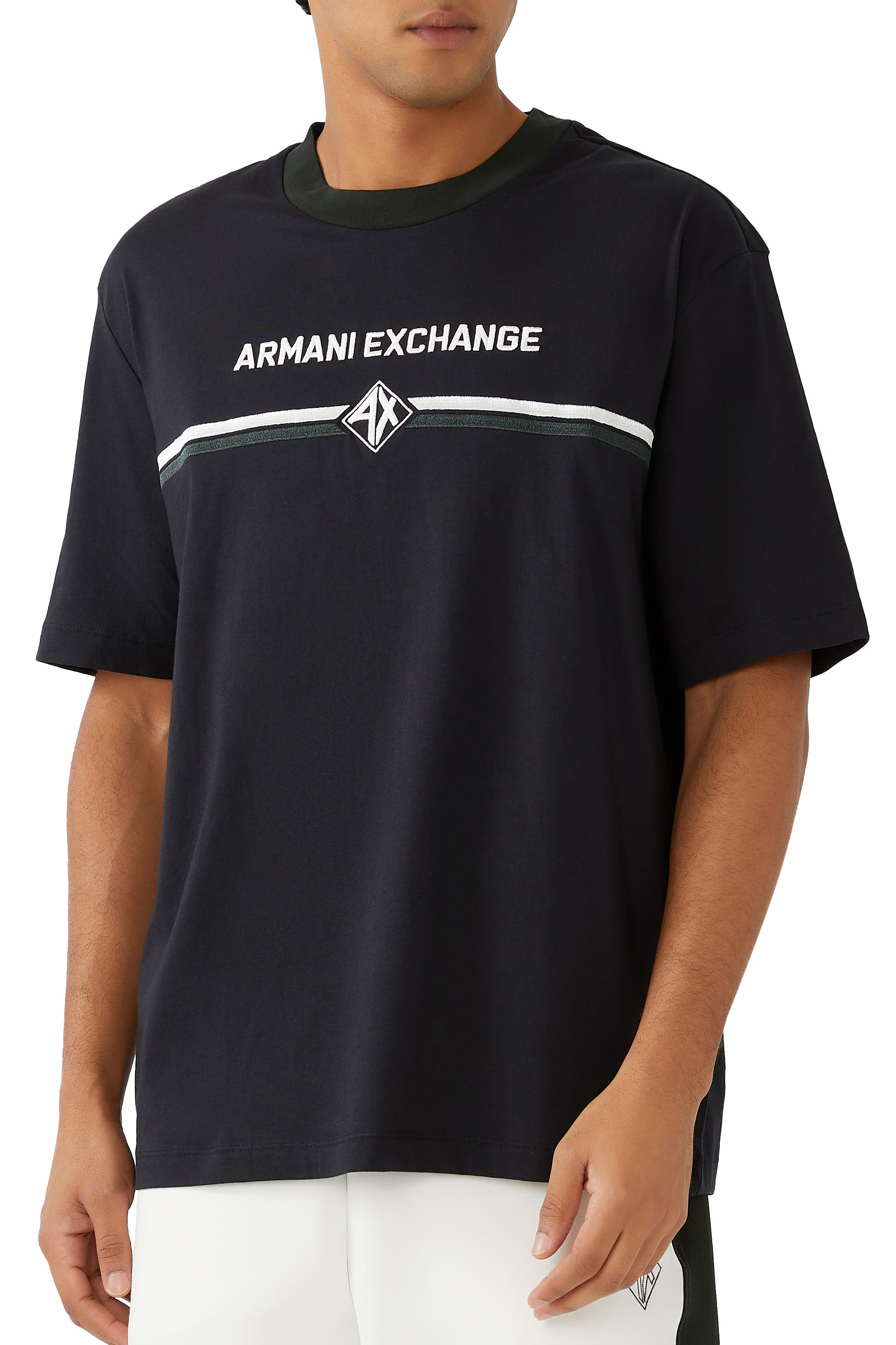 تيشيرت بشعار الماركة