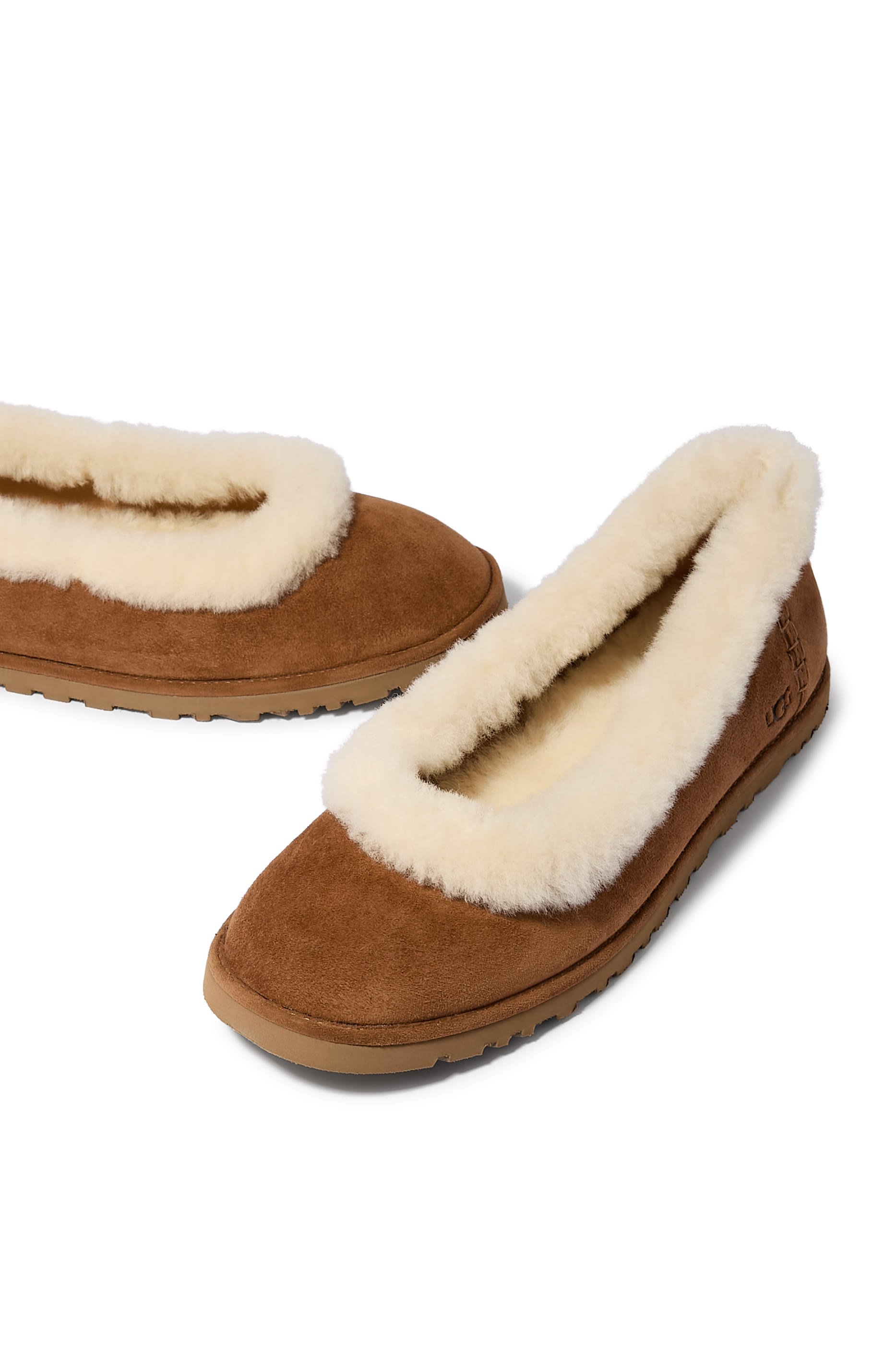 حذاء بالرينا زورا بنعل مسطح