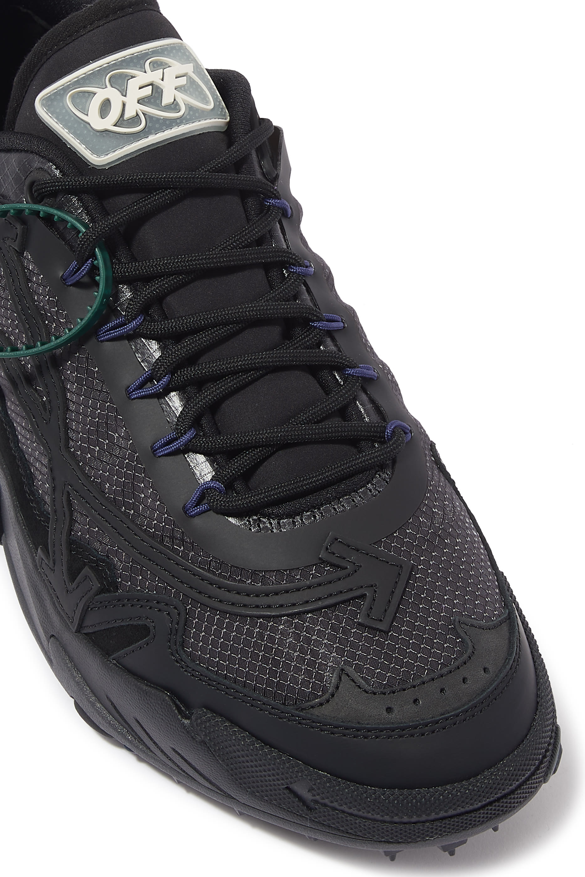 سنيكرز أودسي-2000