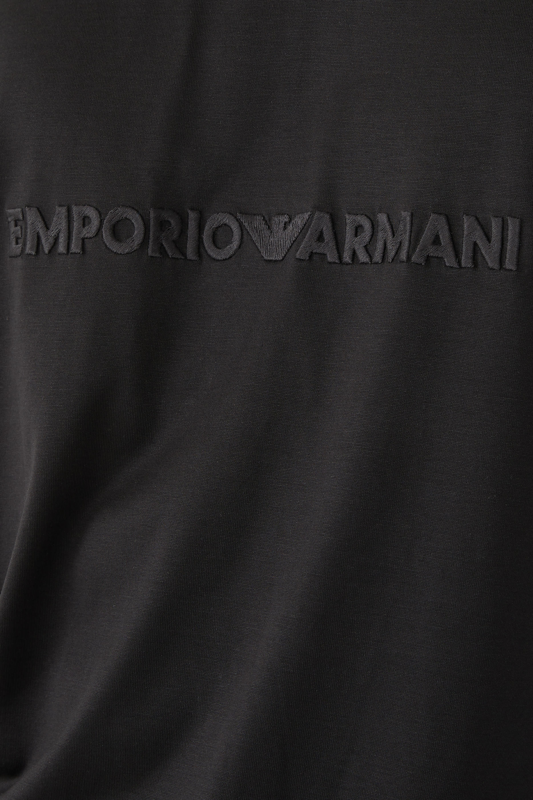 تيشيرت بشعار الماركة بحجم كبير تانسل