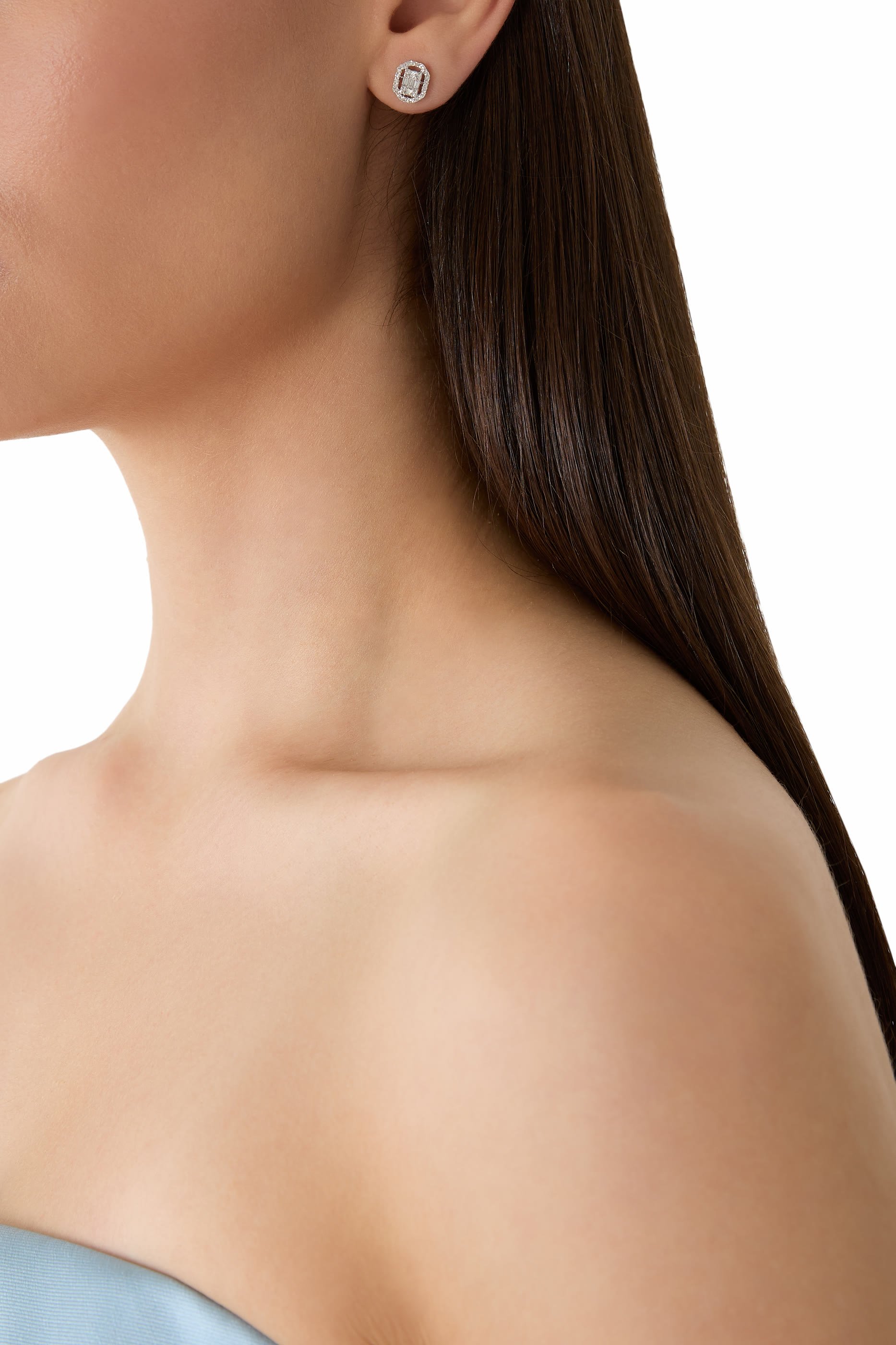 أقراط يونيون سكوير مرصعة بماسات مستطيلة، ذهب أبيض عيار 18