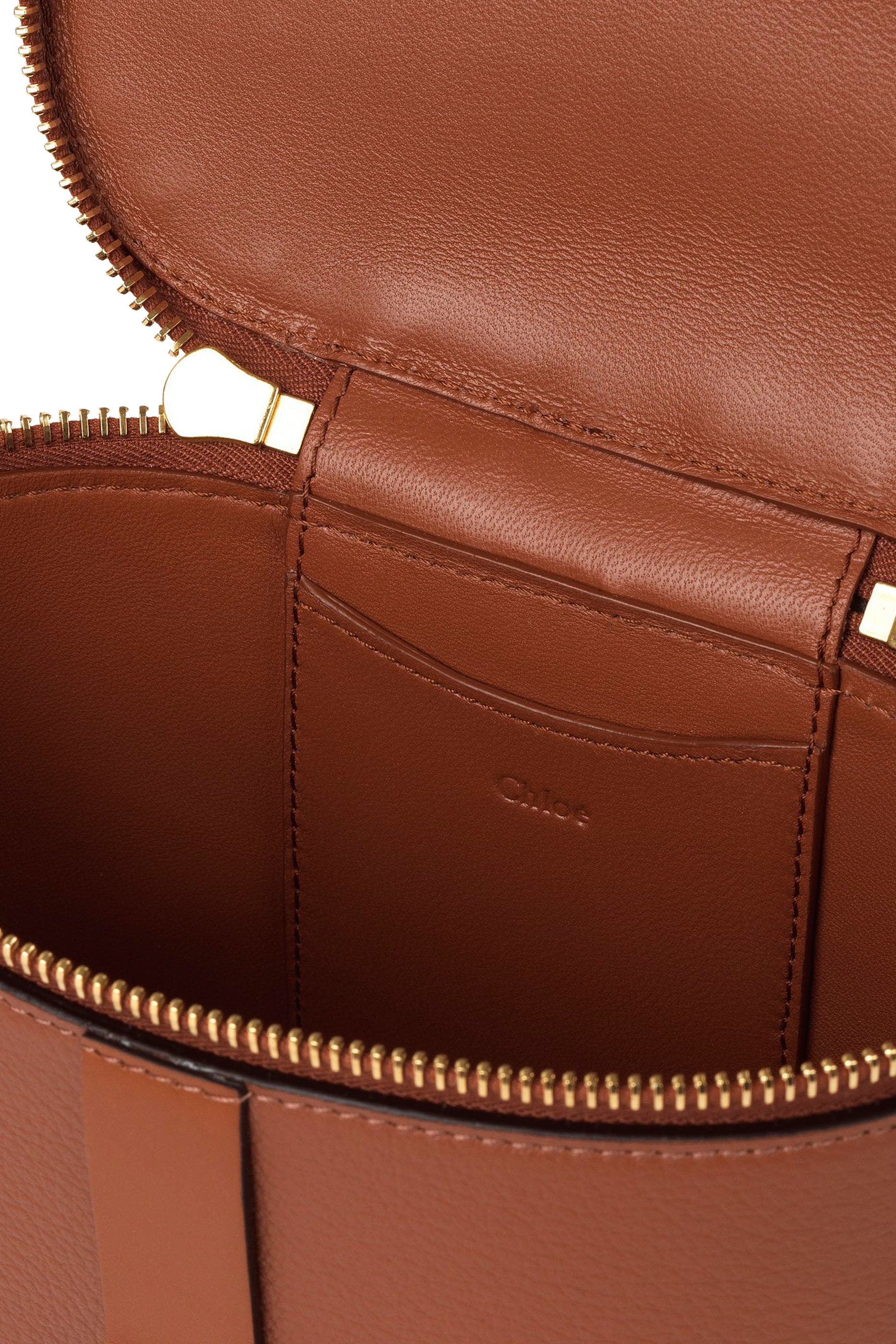 حقيبة مارسي فانيتي صغيرة بسلسلة