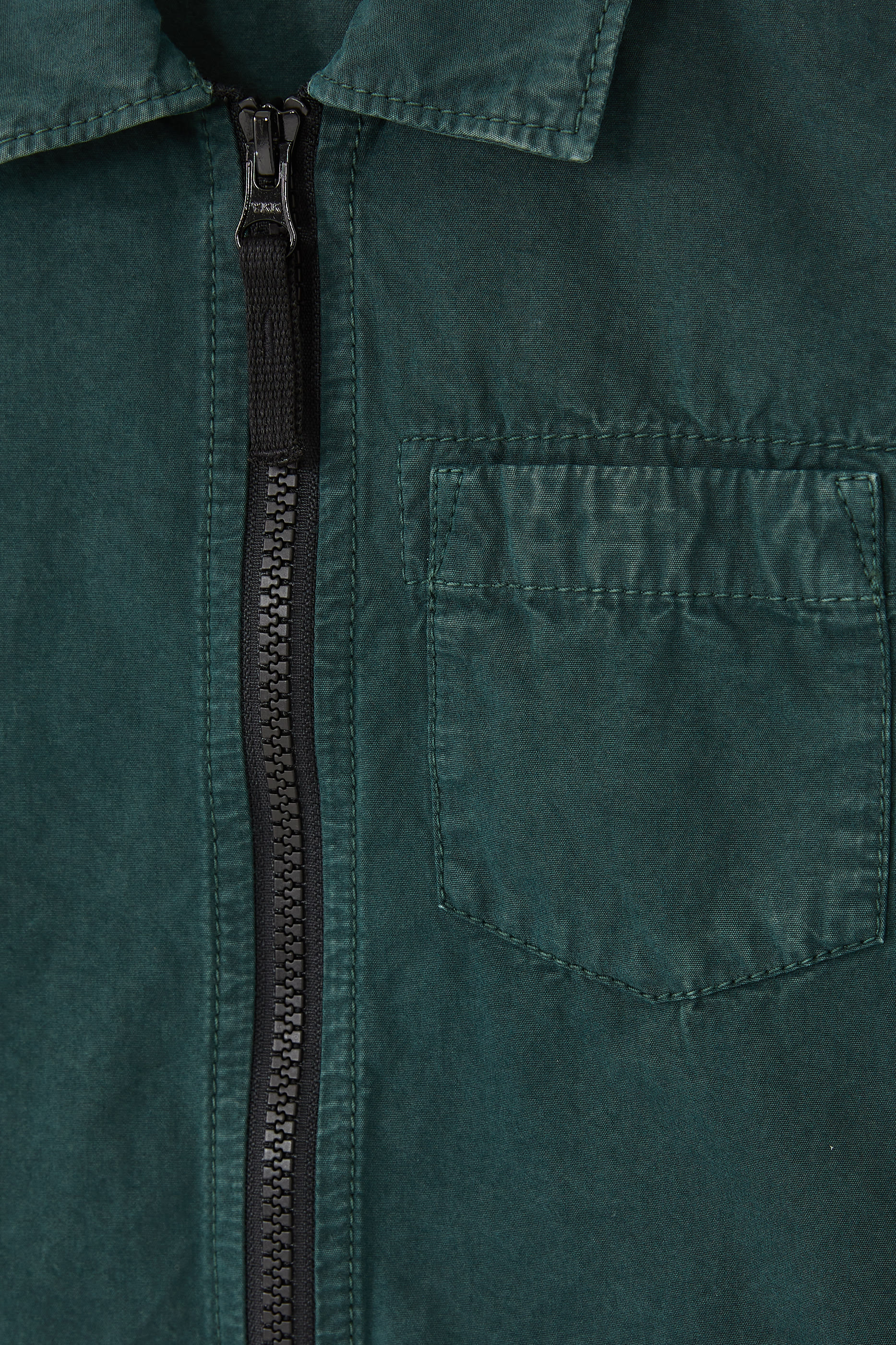 سترة قطن بشعار الماركة للأطفال