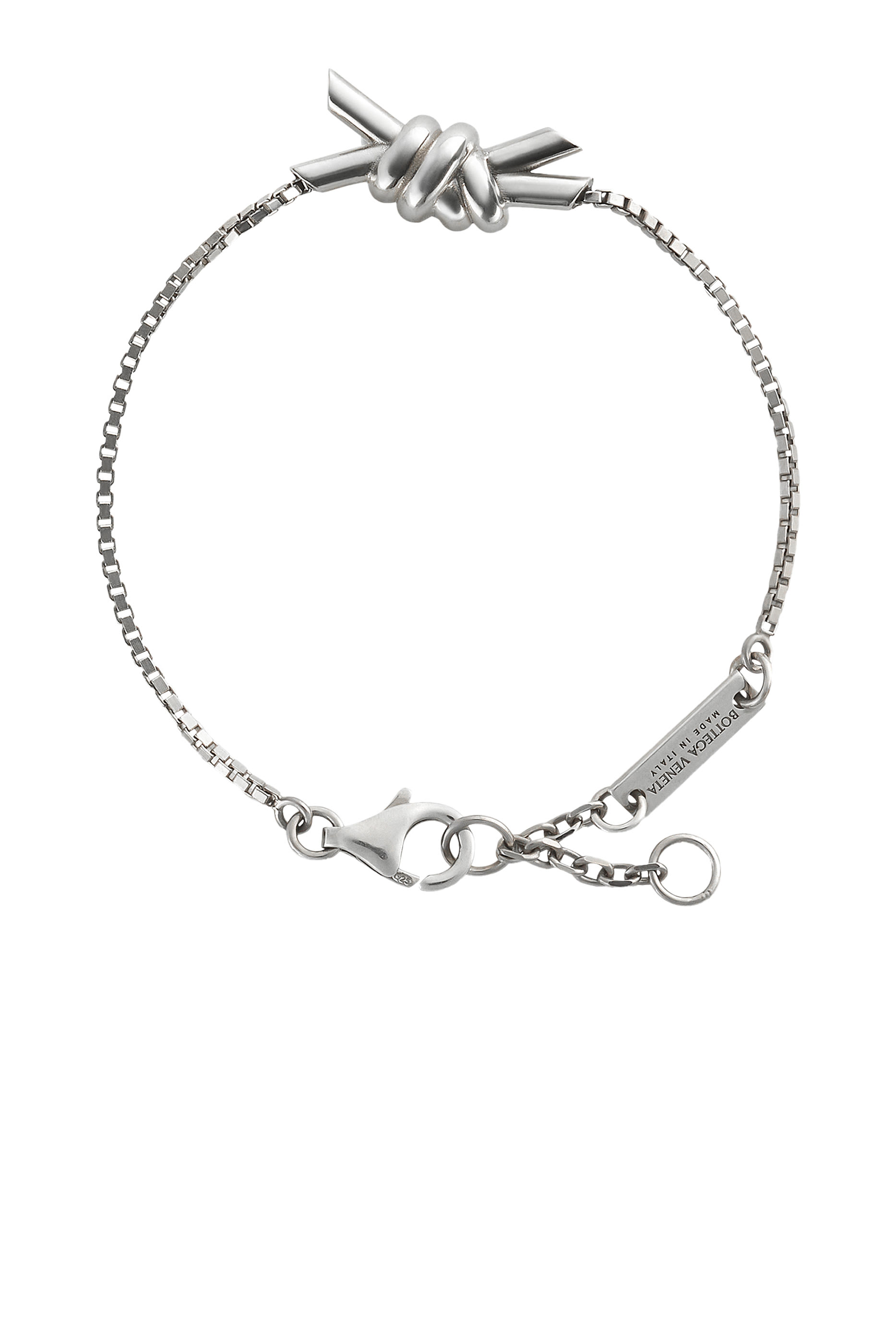 سوار بتصميم عقدة