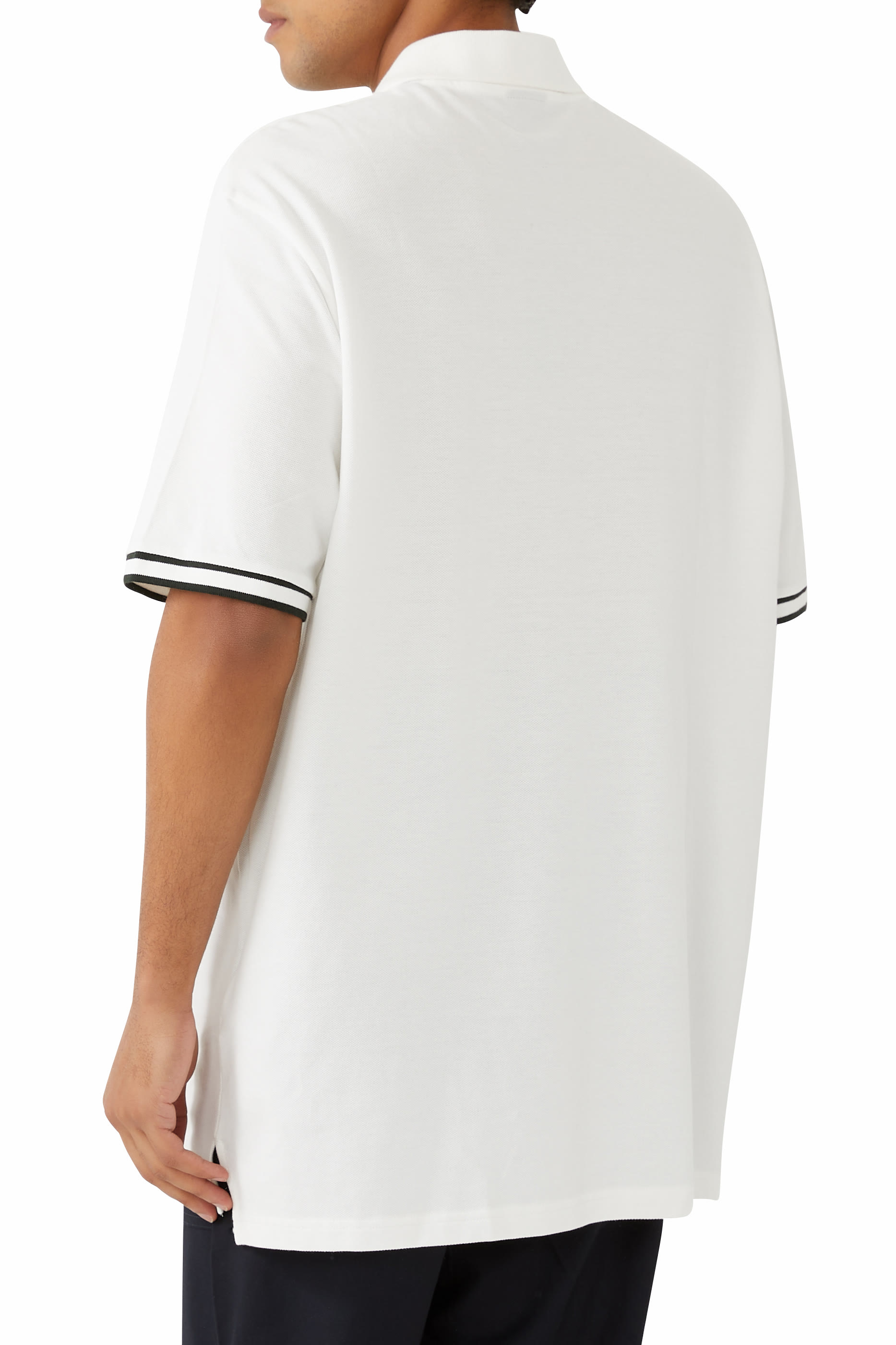 قميص بولو بقصة عادية وسحاب