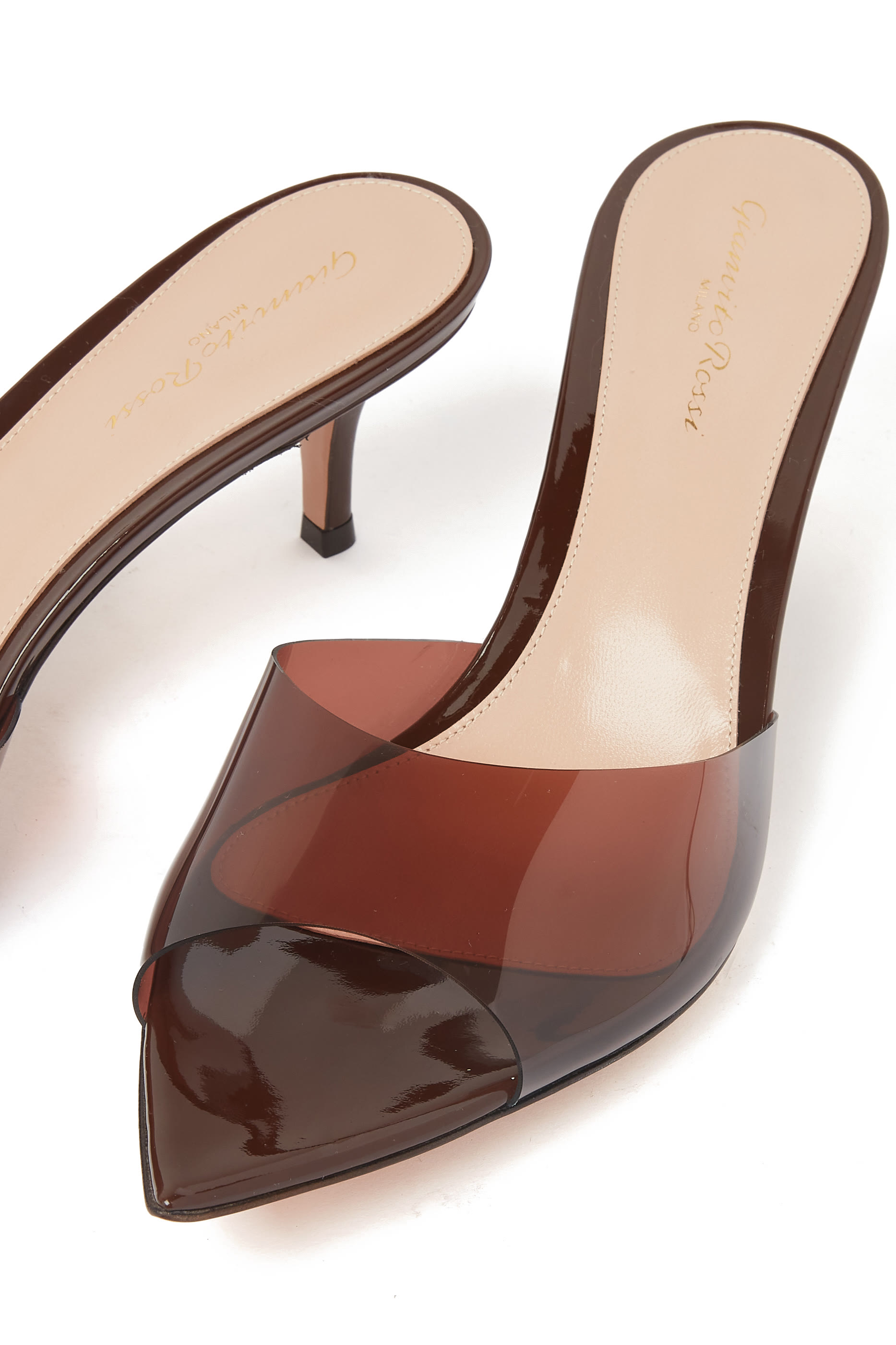 حذاء إيل 55 مفتوح من الخلف بأجزاء شفافة