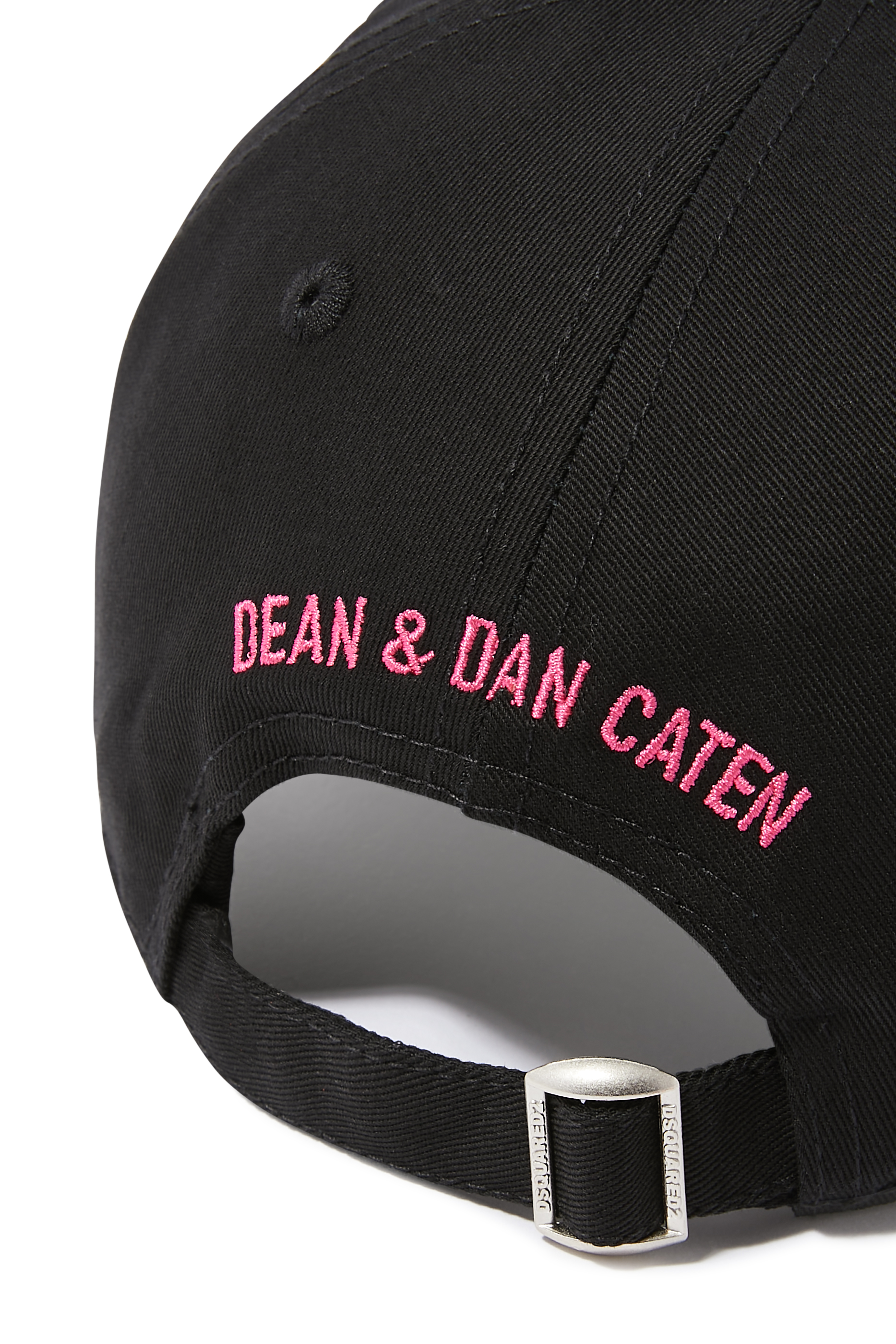 كاب بيسبول بنشعار الماركة بنمط غير واضح