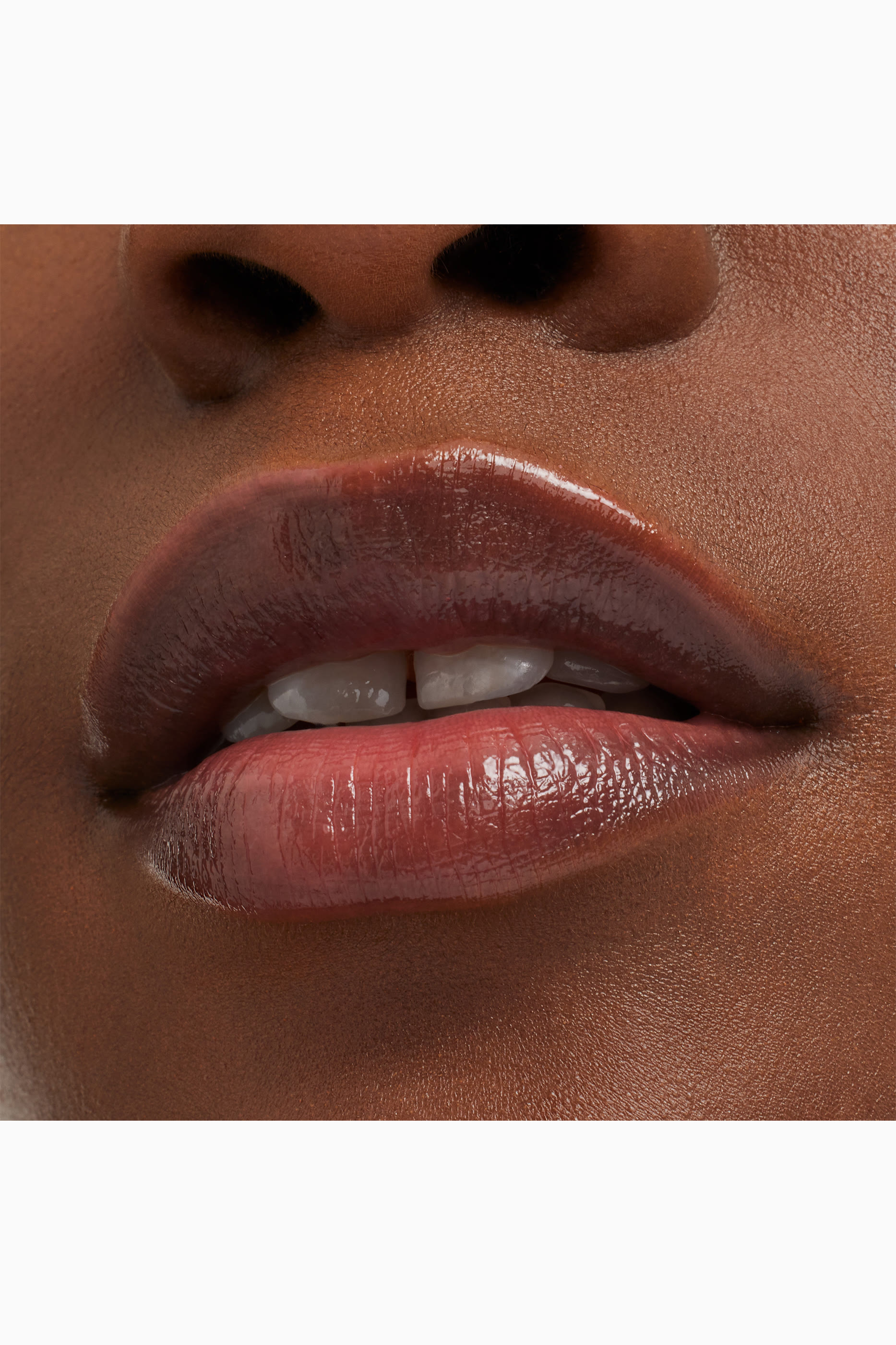 مرطب الشفاه جلو بلاي