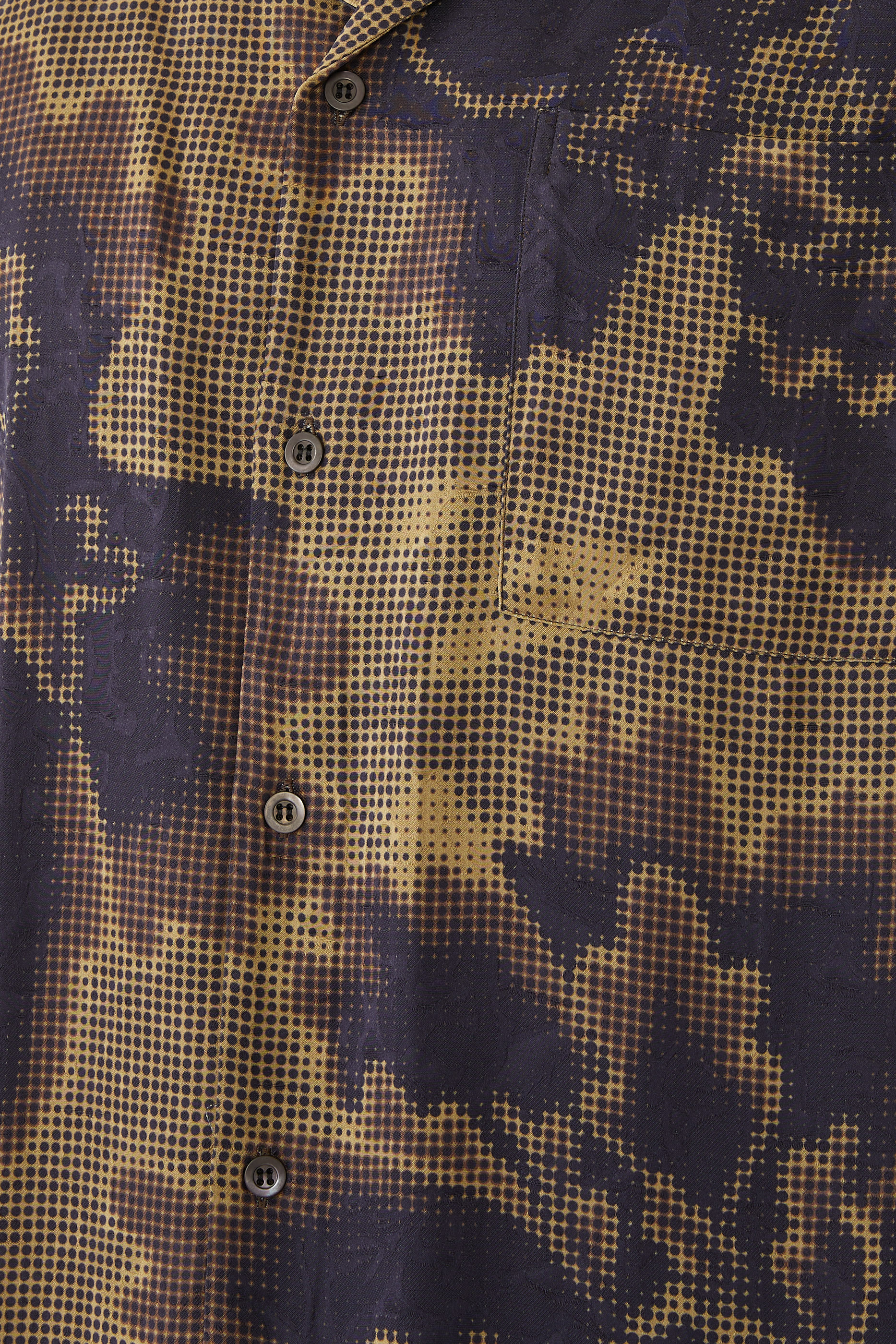 قميص كارلتون