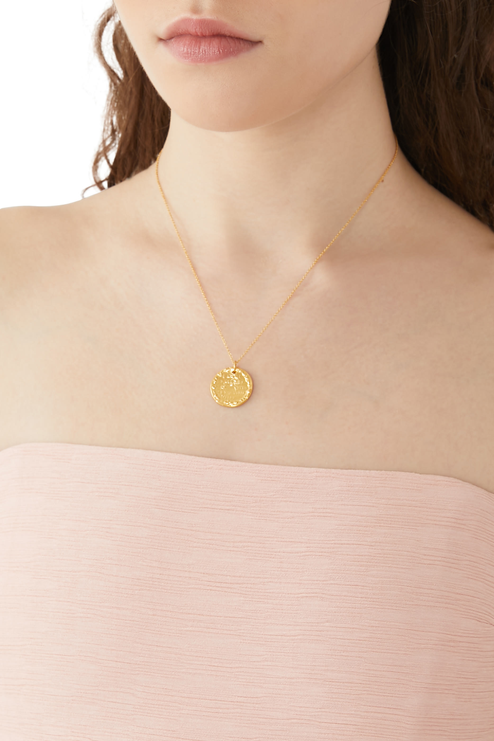 قلادة ليوني بتصميم ميدالية متوسطة المقاس
