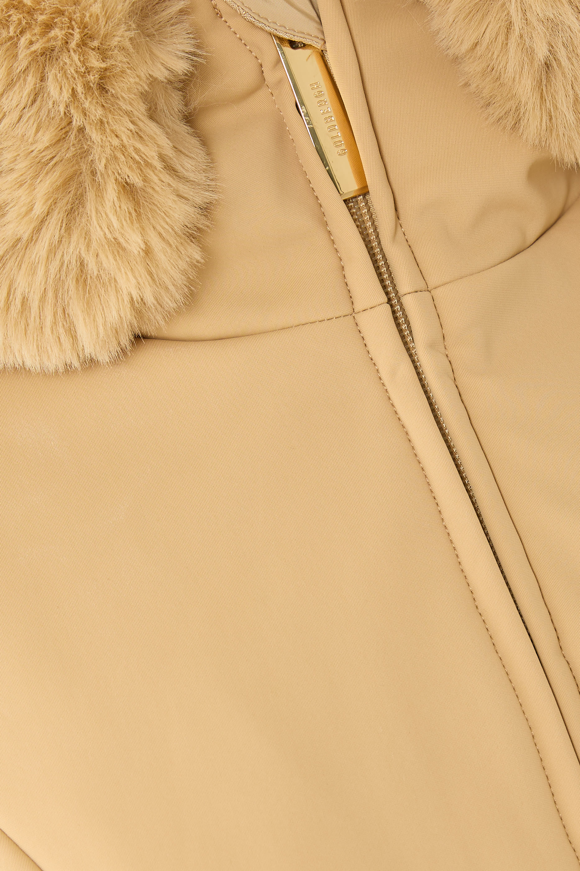 جاكيت تزلج بريزيوسو بحواف من فرو صناعي