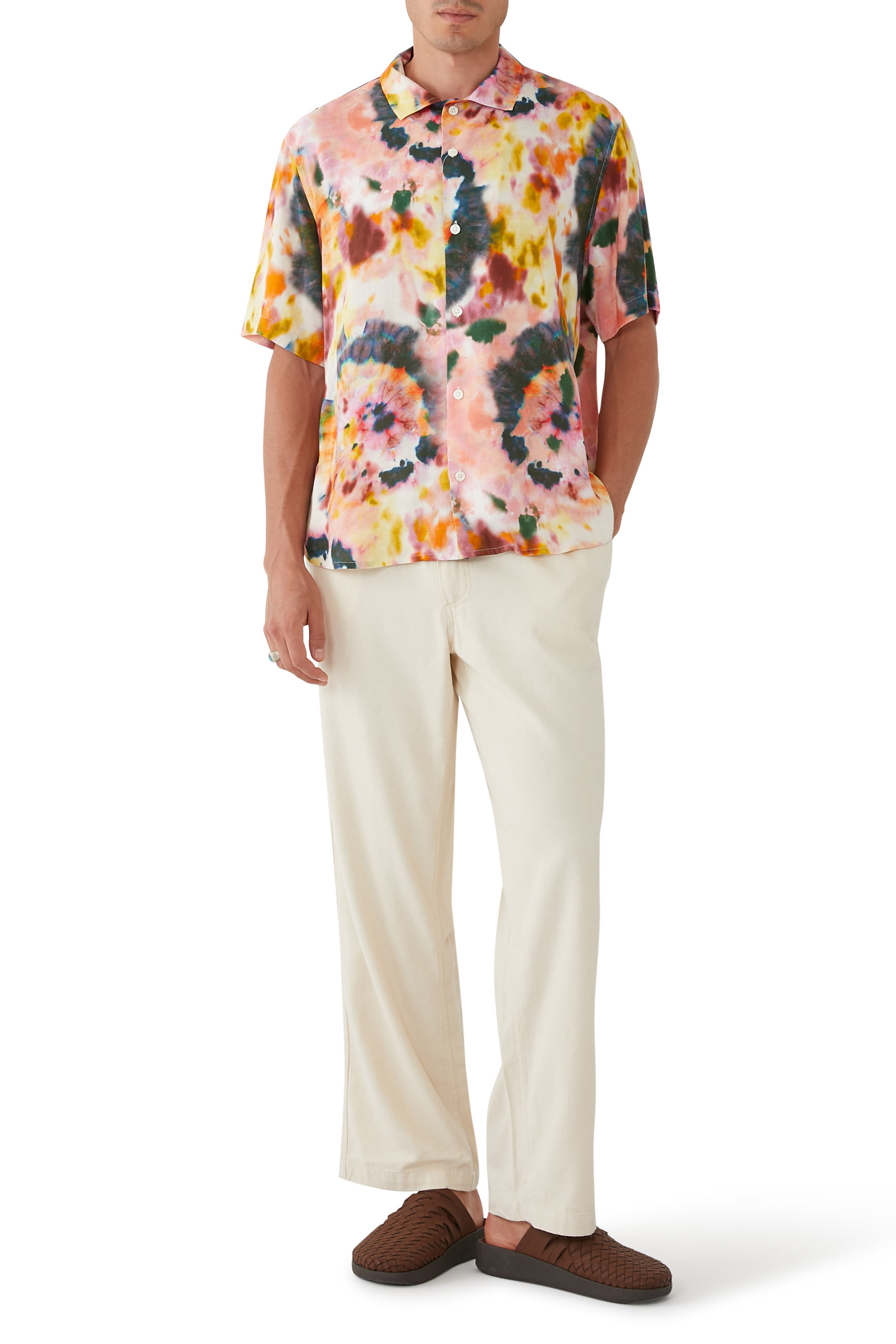 بنطال قماش بقصة قصيرة