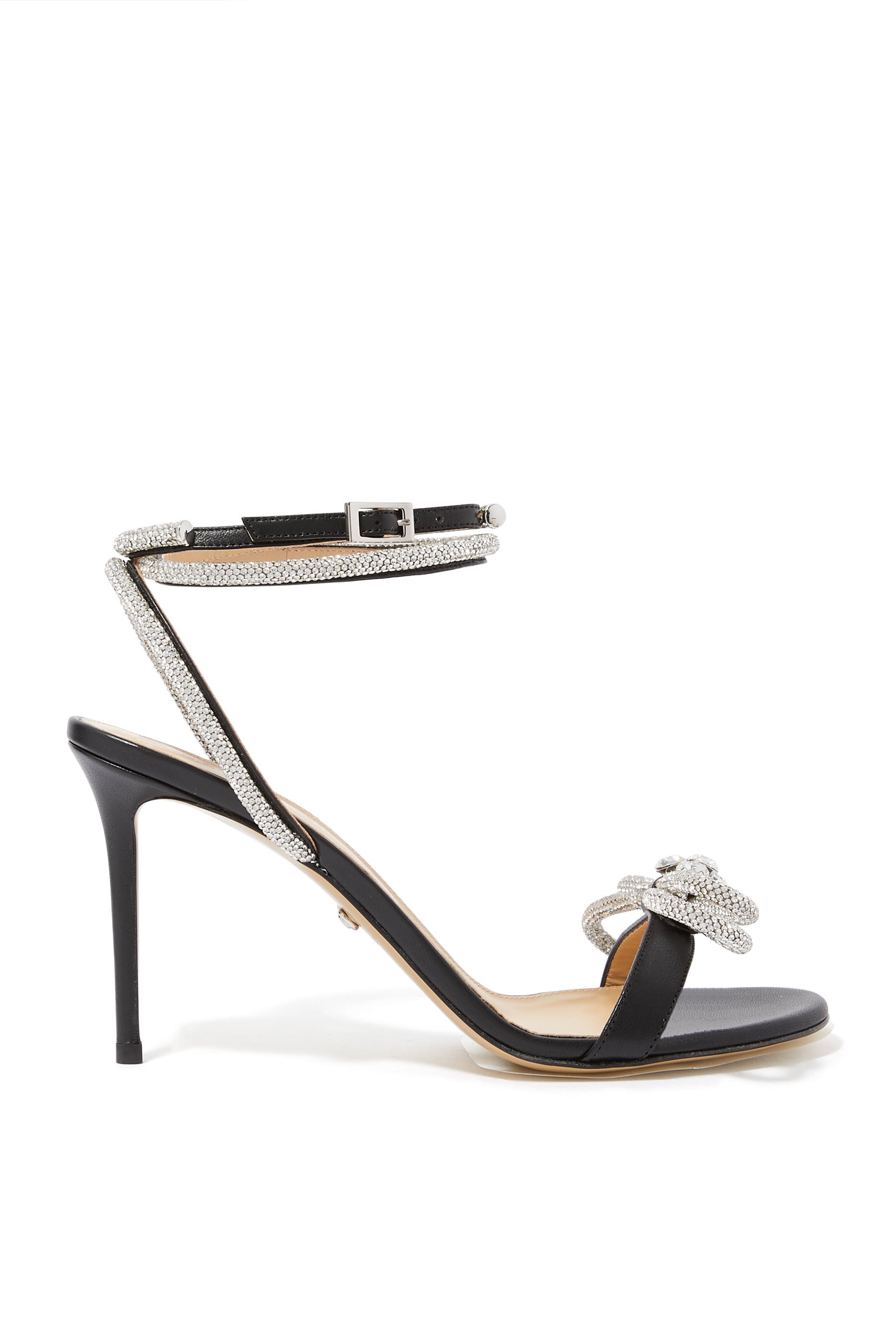 صندل مزين بربطتي فيونكة 95 جلد