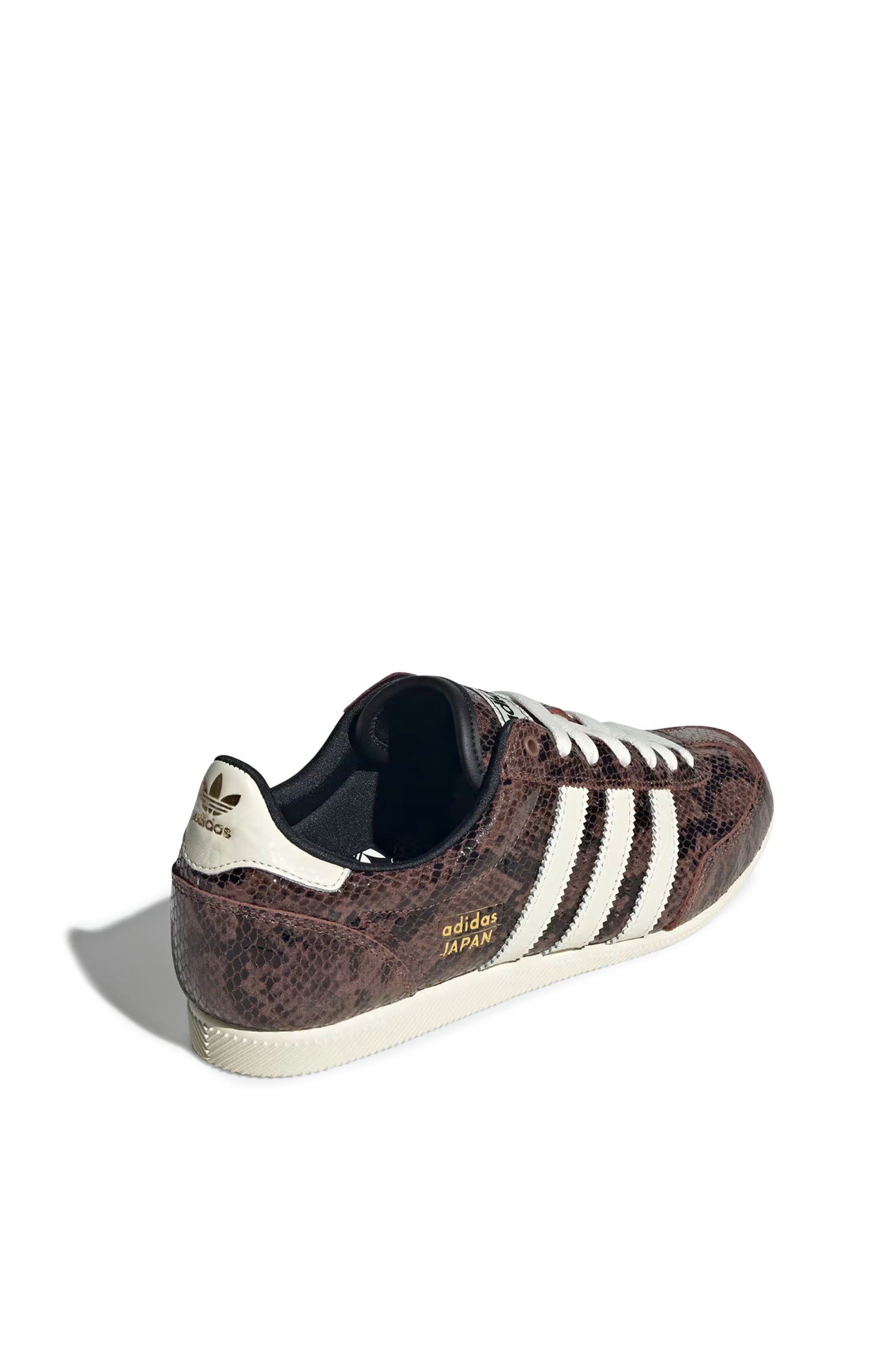 سنيكرز جابان