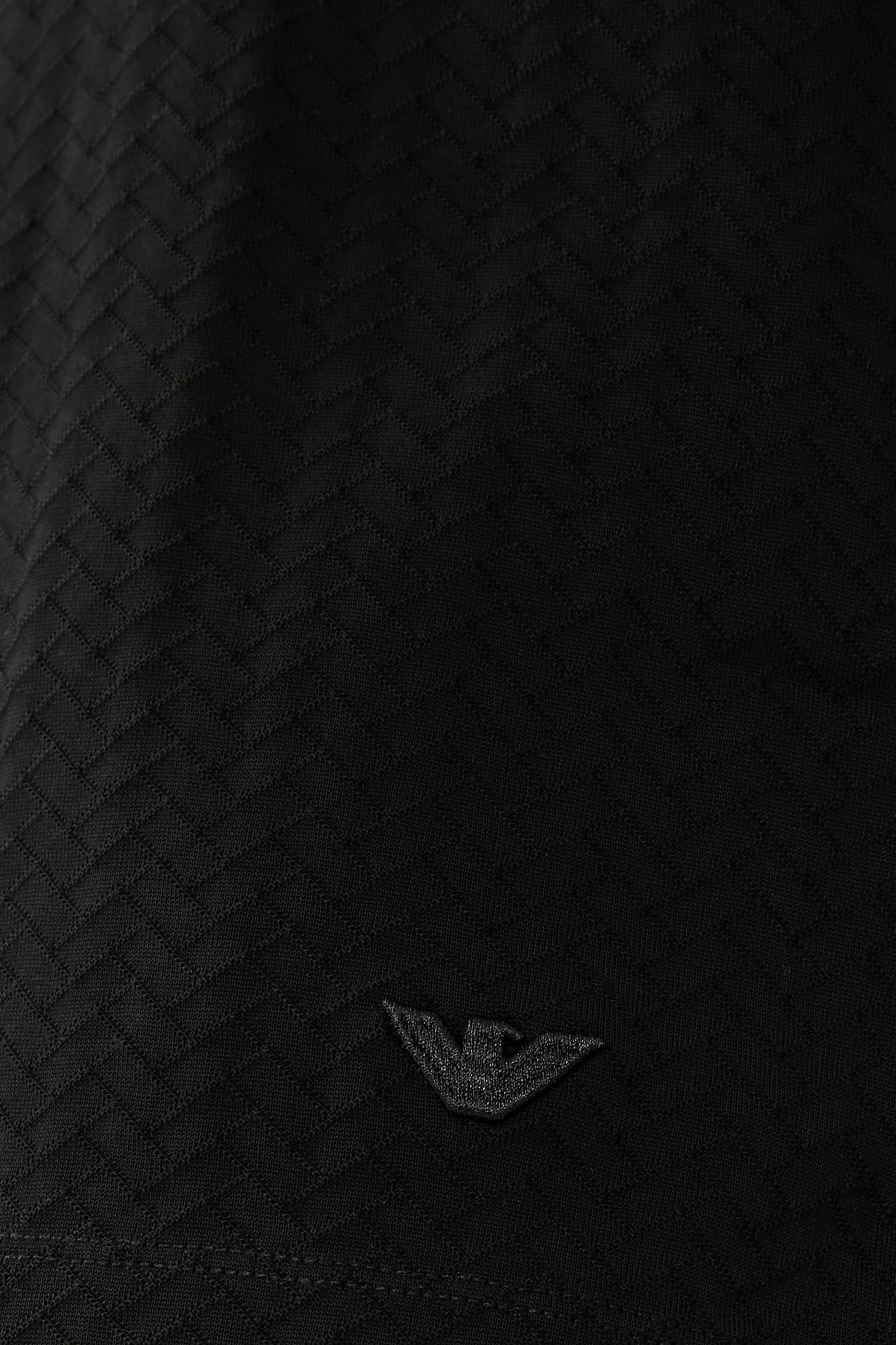 قميص بولو مطرز