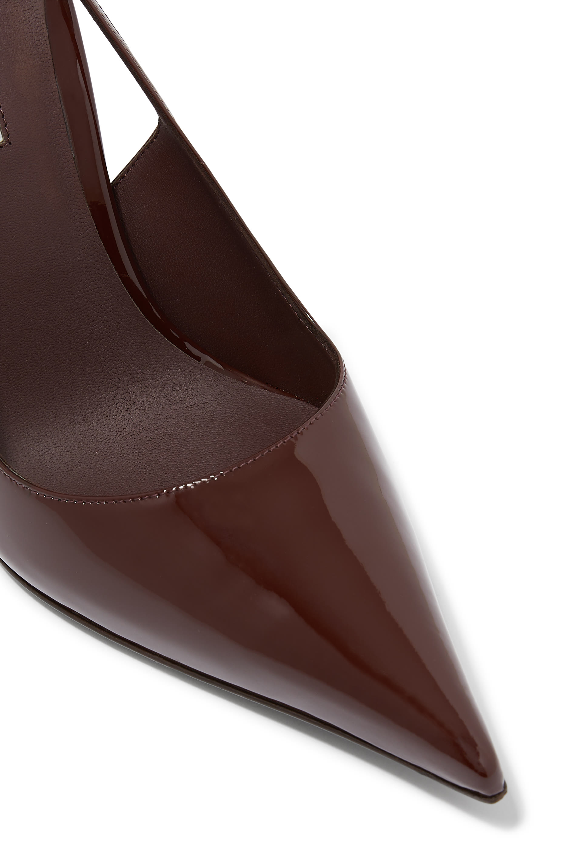 حذاء كلاسيكي بيلا 120 بسير خلفي