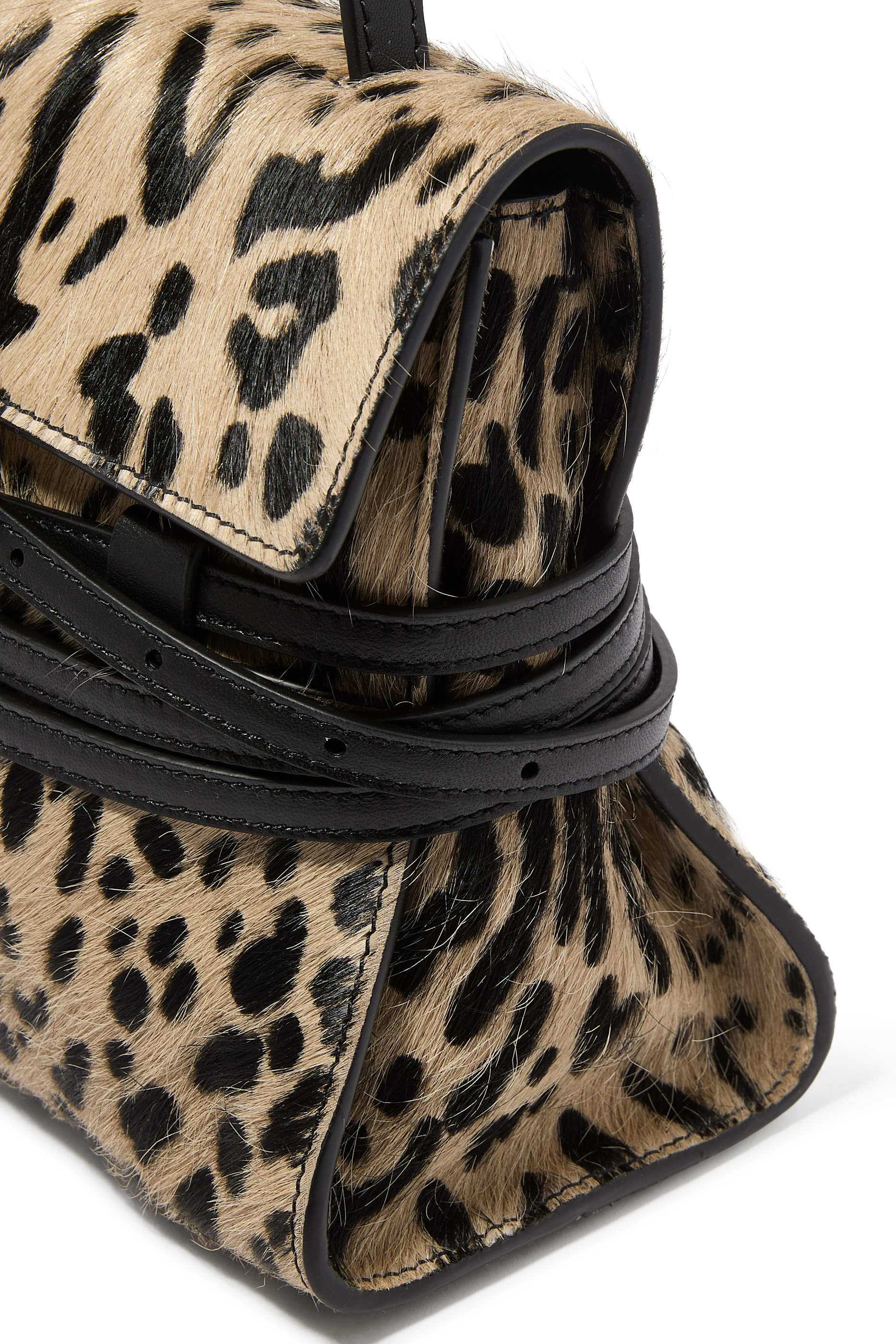 حقيبة تاي مي