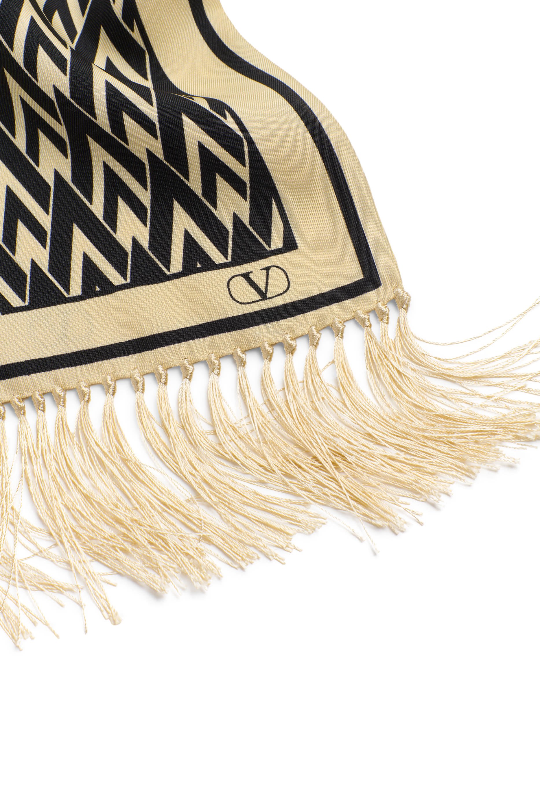 Toute la V Bandeau Scarf