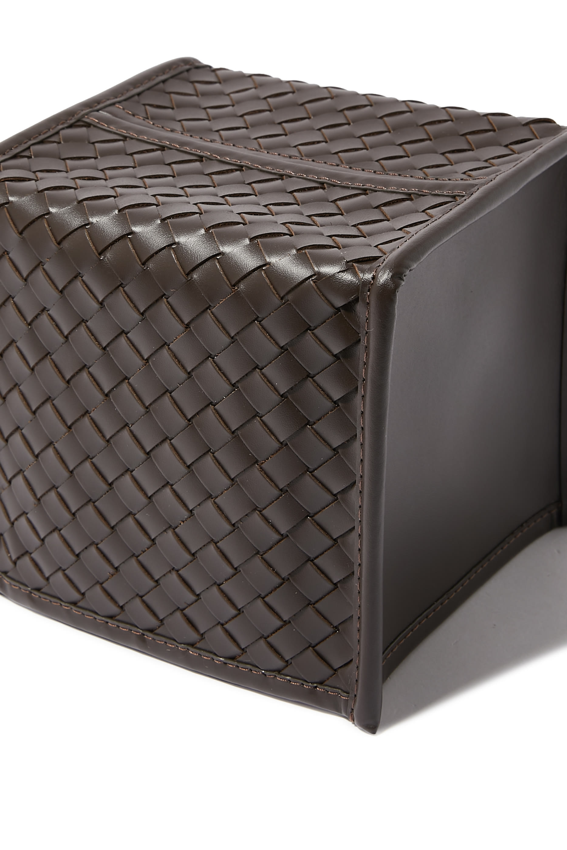 حامل مناديل جلد مجدول يدويا