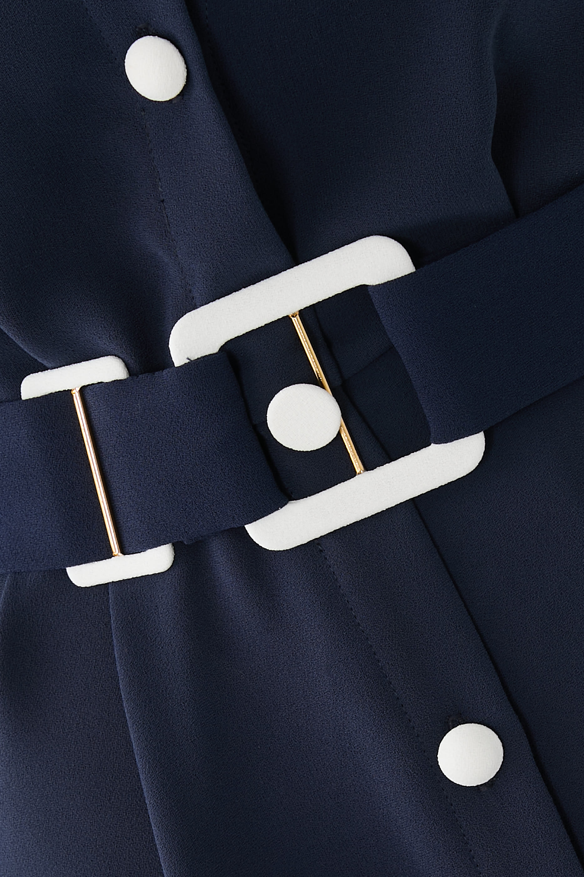 فستان إيكو بتصميم قميص متوسط الطول