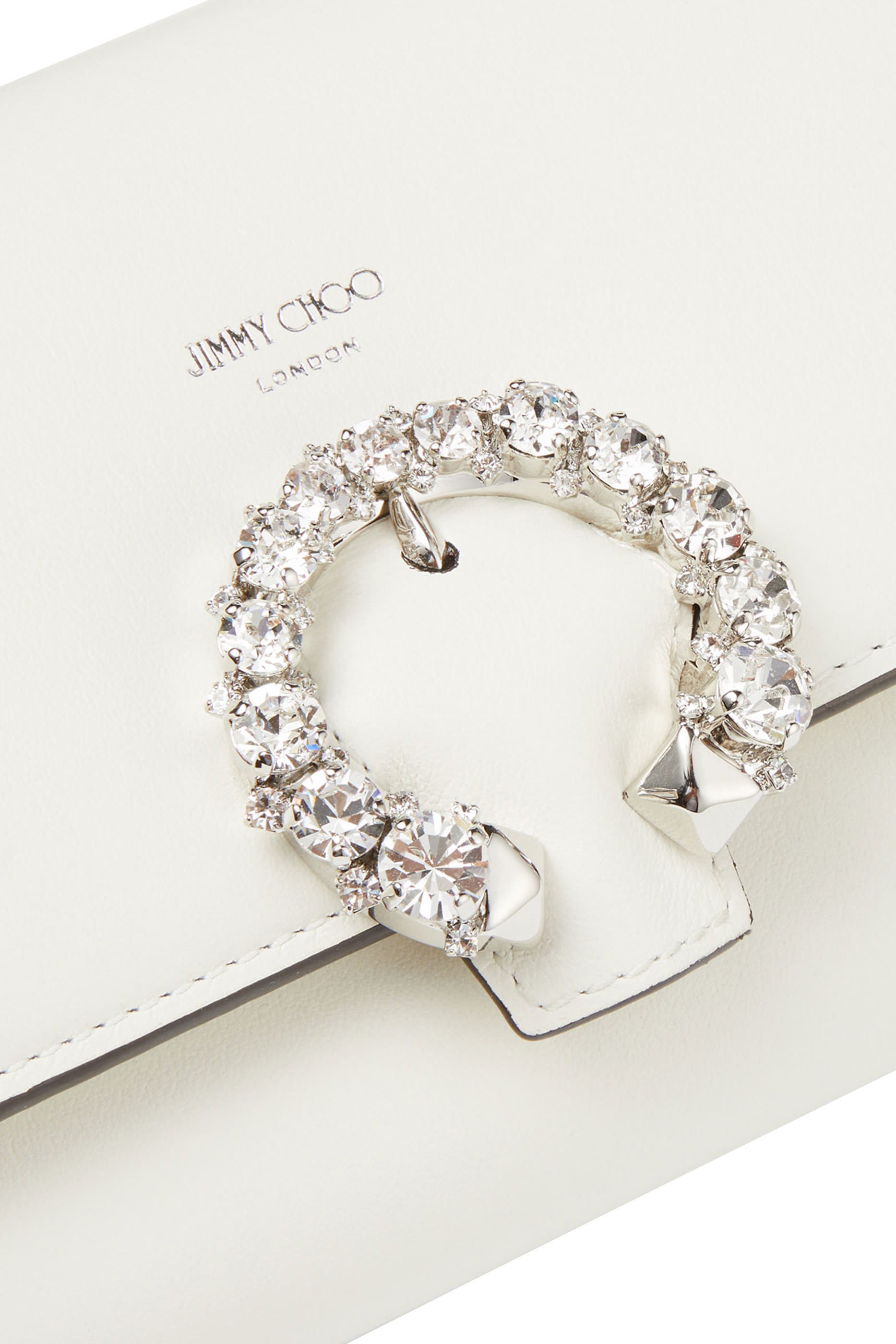 حقيبة صغيرة بسلسلة وإبزيم