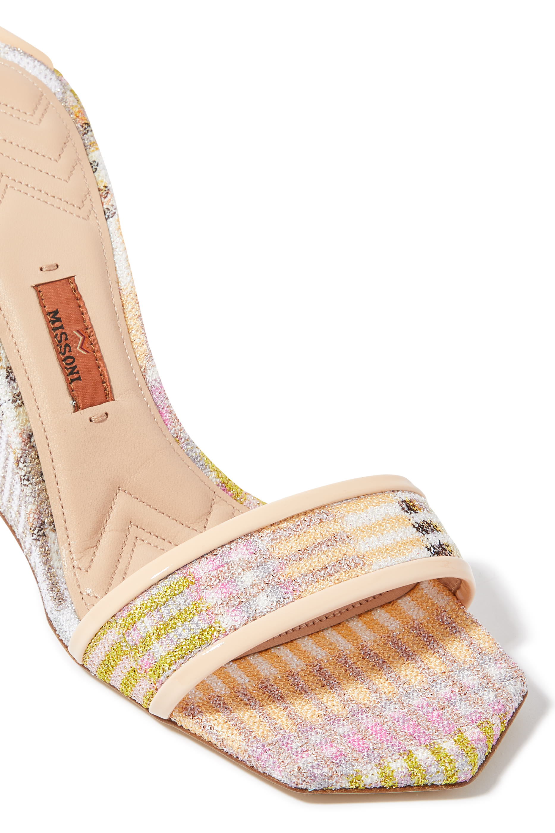 صندل نينا ريتشل بكعب ويدج 95 بنقشة هندسية