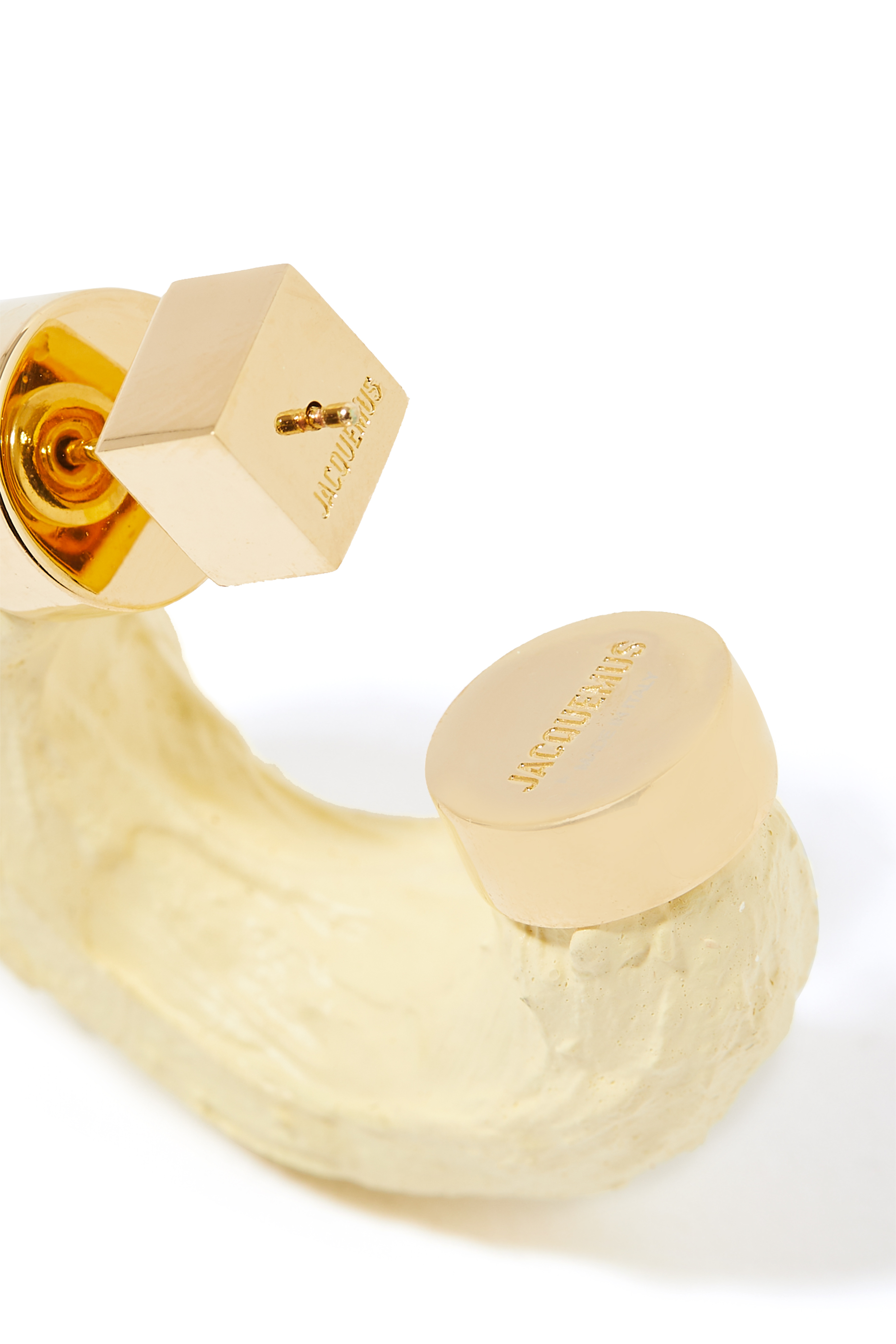 أقراط دائرية لي كريول بيور باتر