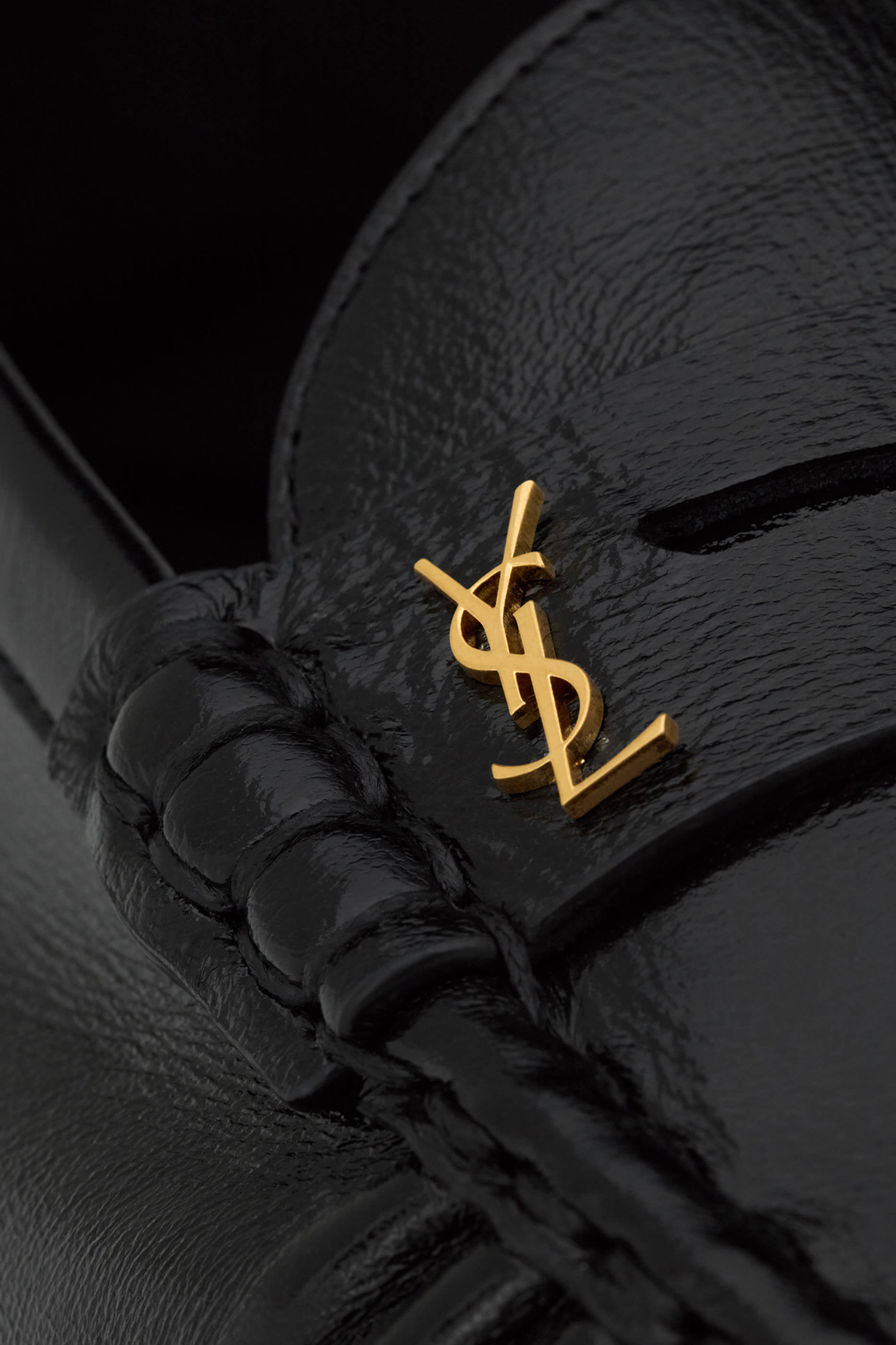 حذاء مفتوح من الخلف لو لوفر بيني