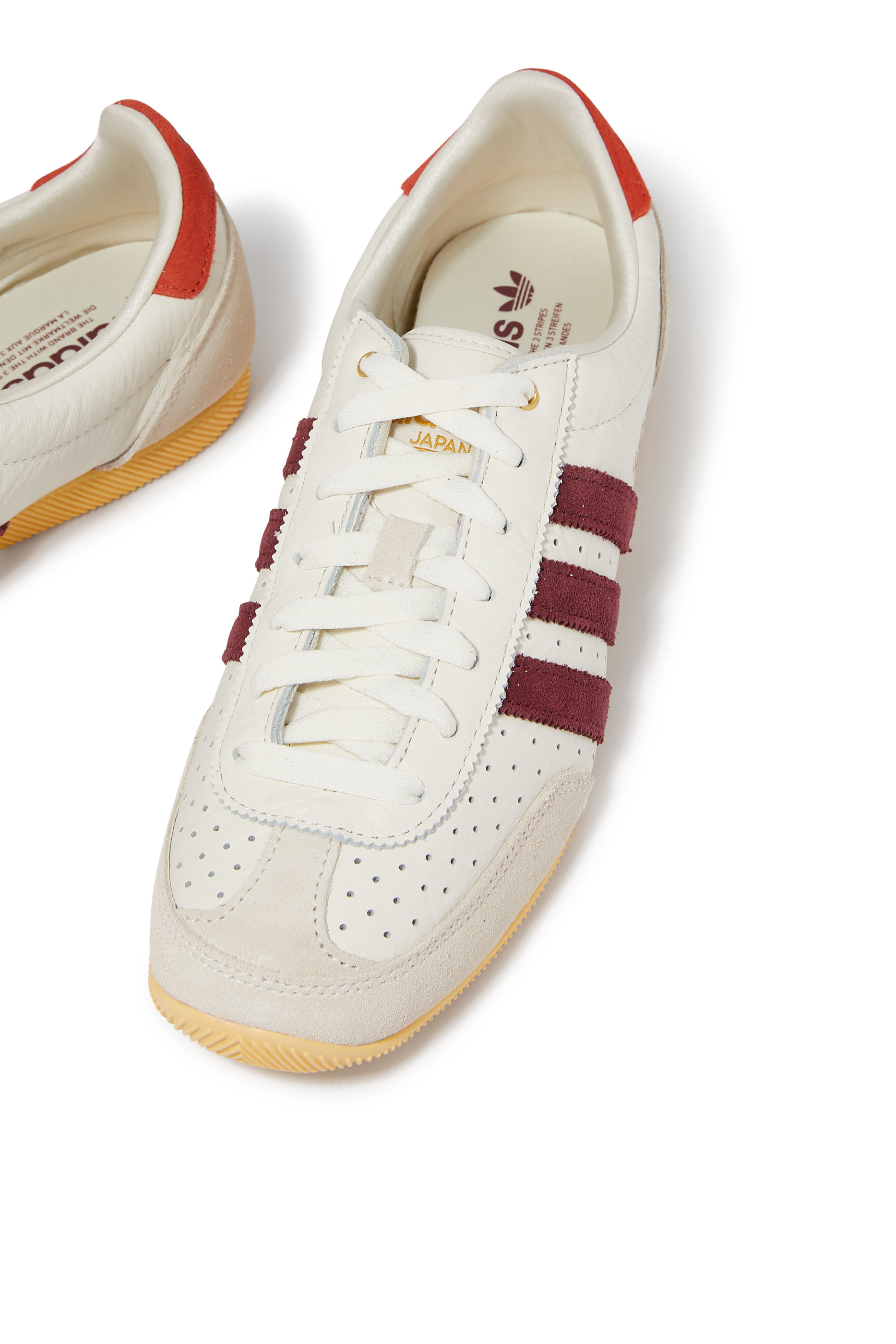 سنيكرز جابان