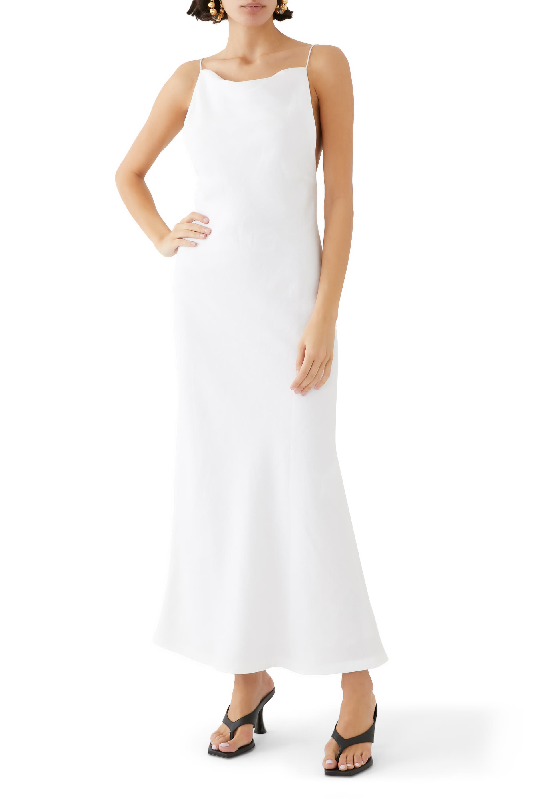 فستان أنتيب متوسط الطول