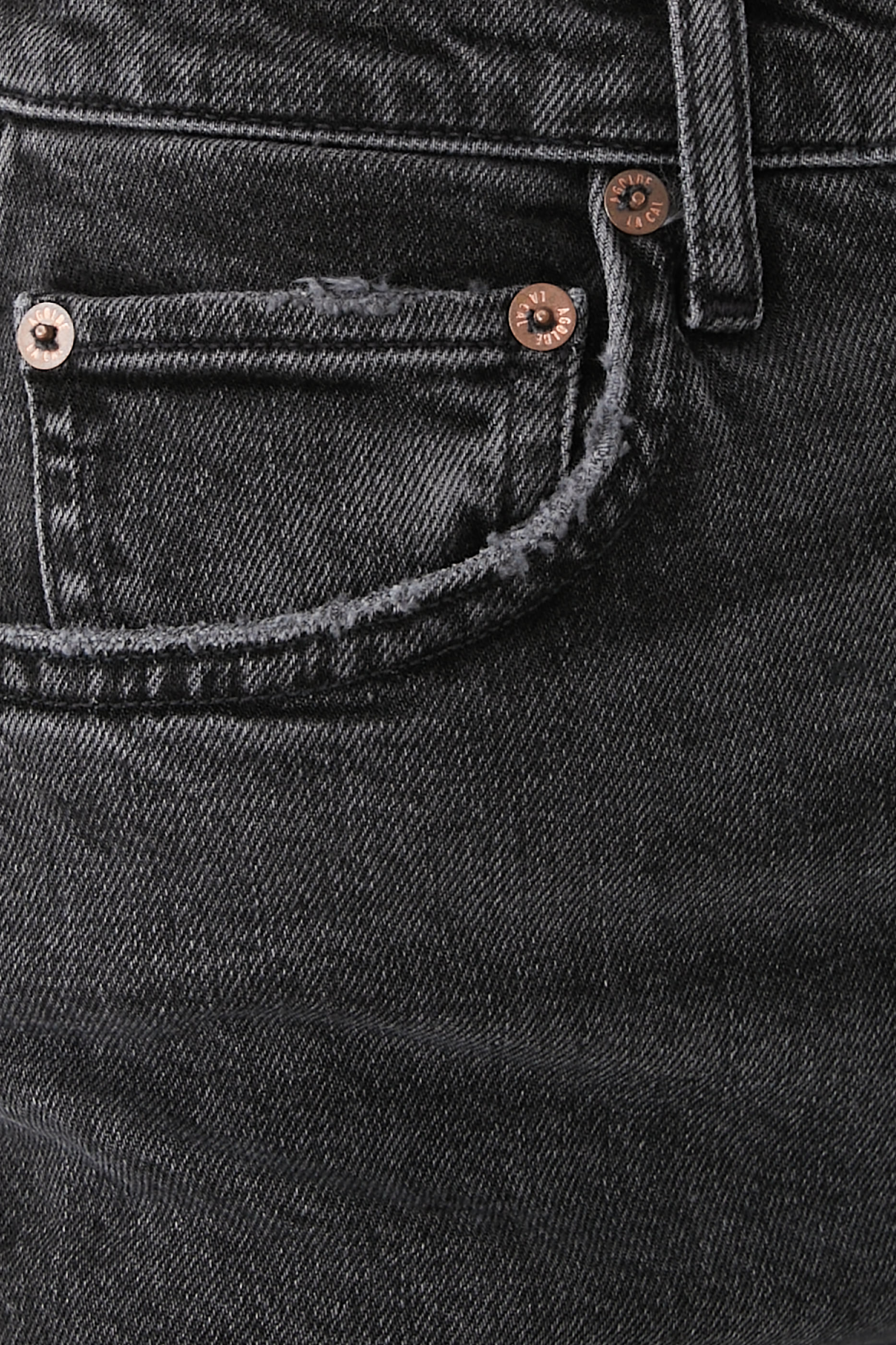 بنطال جينز ستوف بايب بخصر مرتفع