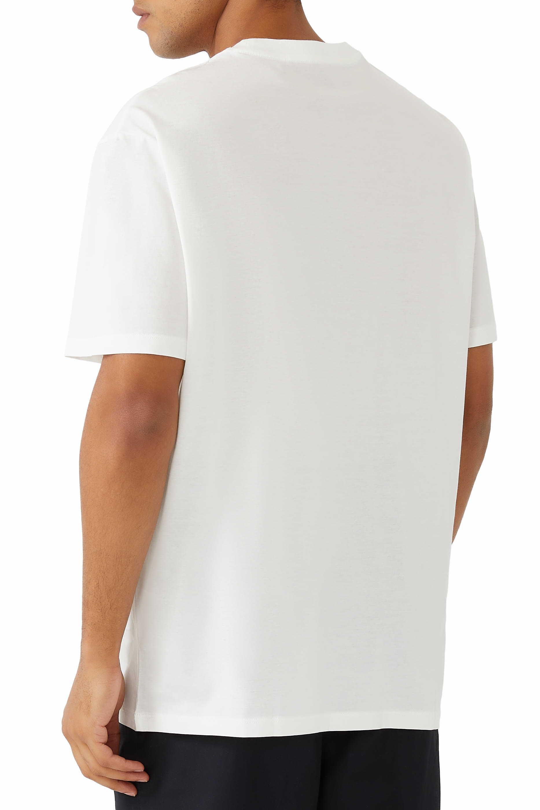 تيشيرت بقصة عادية إصدار ميلانو