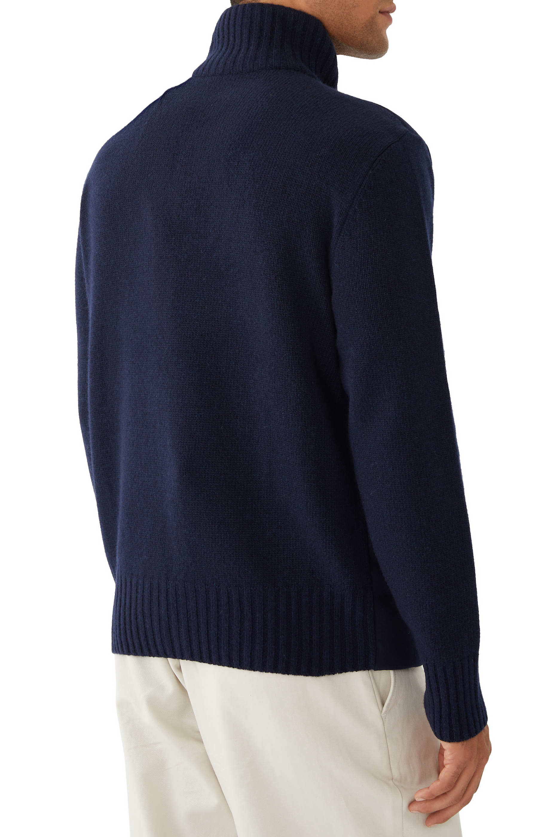 كارديجان بشعار الماركة