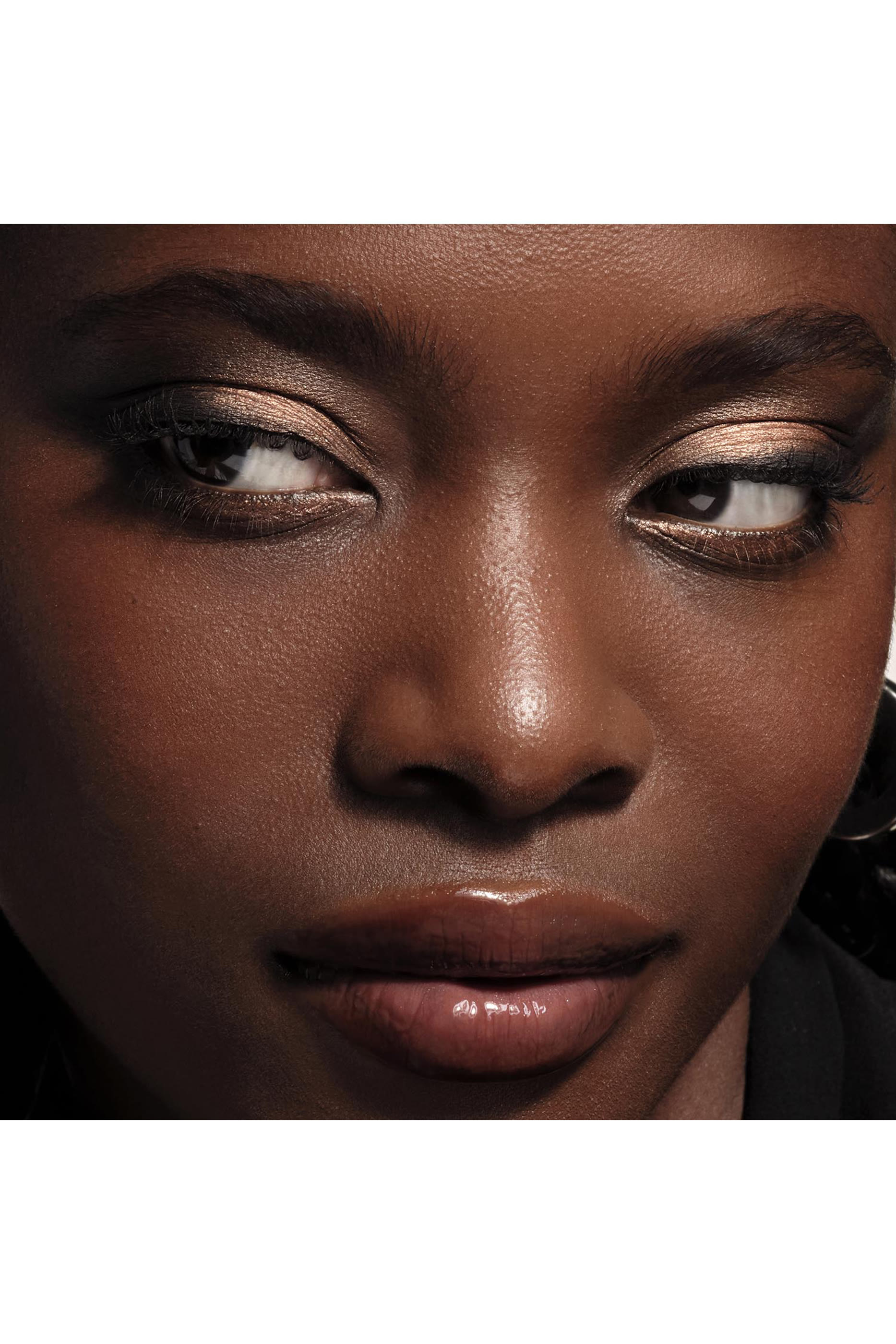 ظل عيون سائل آي تنت طويل الأمد